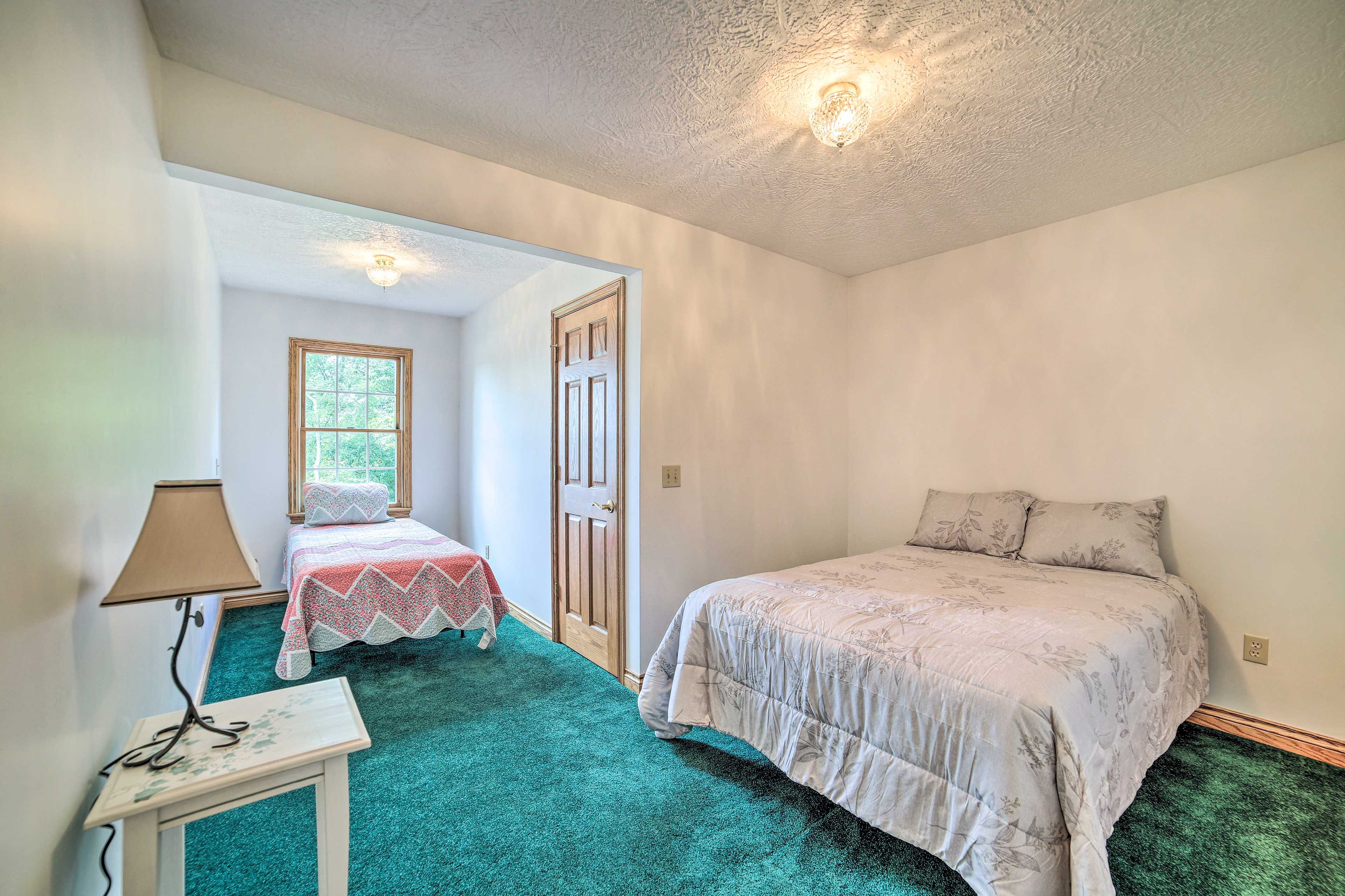 Bedroom 3 | Twin Bed | Full Bed | 2nd Floor