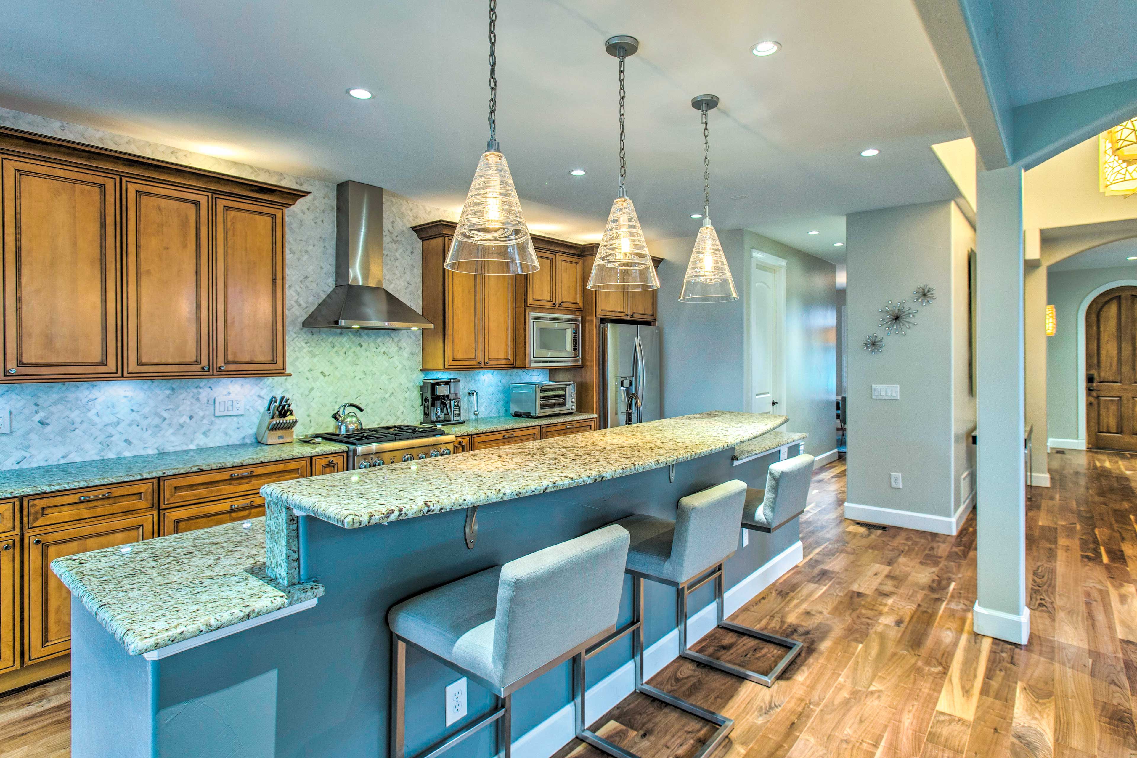 Kitchen | 1st Floor | Complimentary Spices