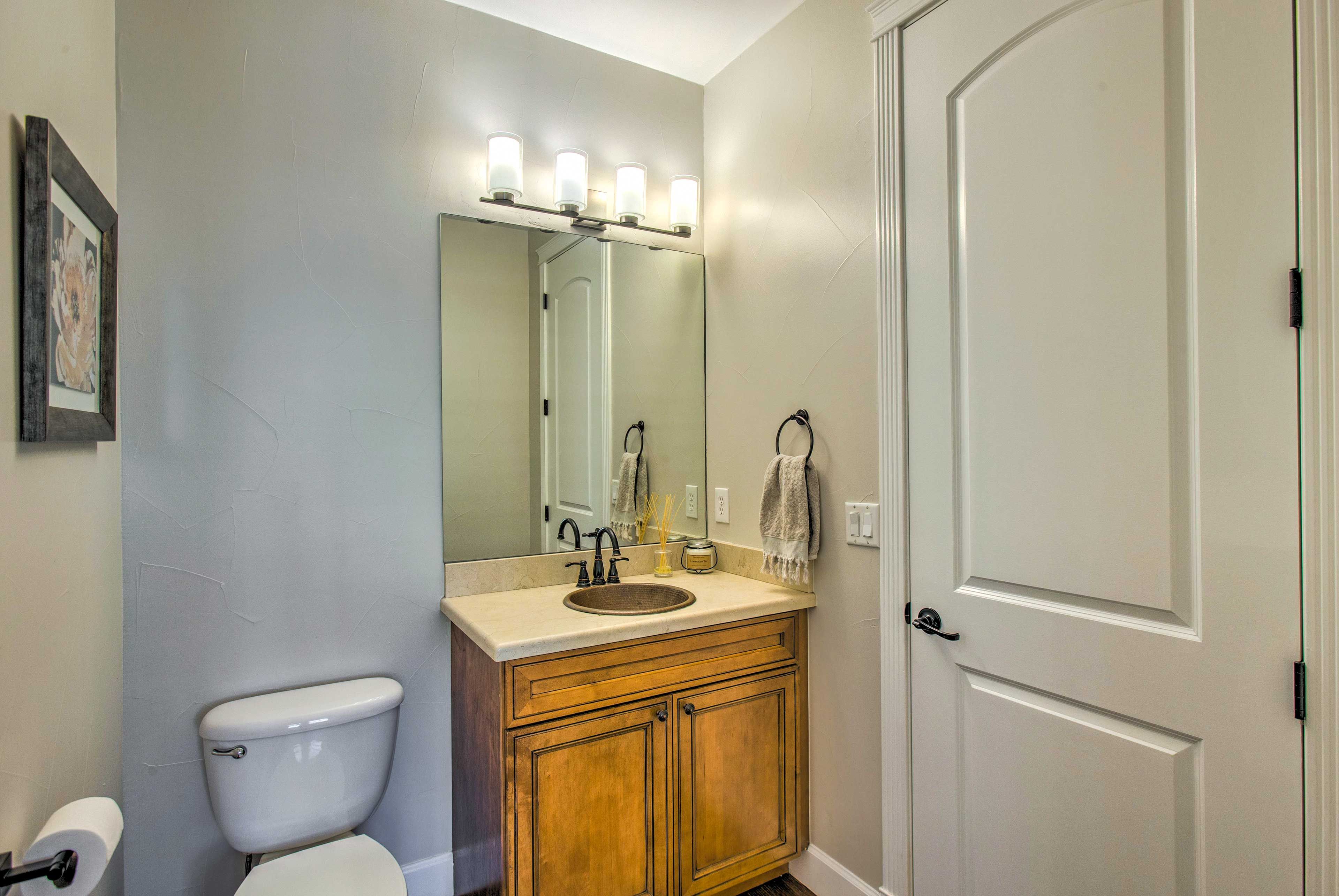 En-Suite | 1st Floor | Complimentary Toiletries