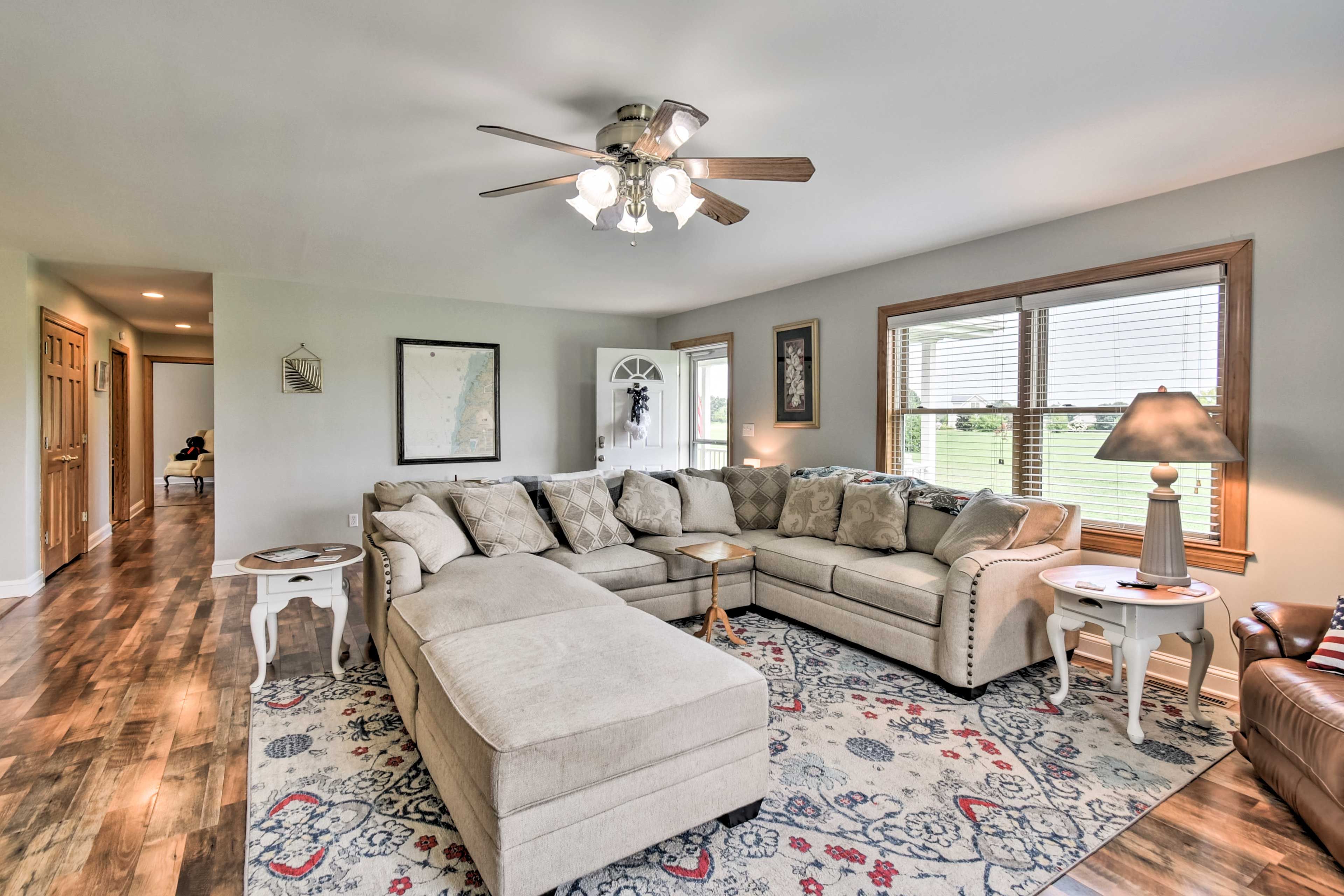 Living Room | Smart TV | Electric Fireplace | Central A/C