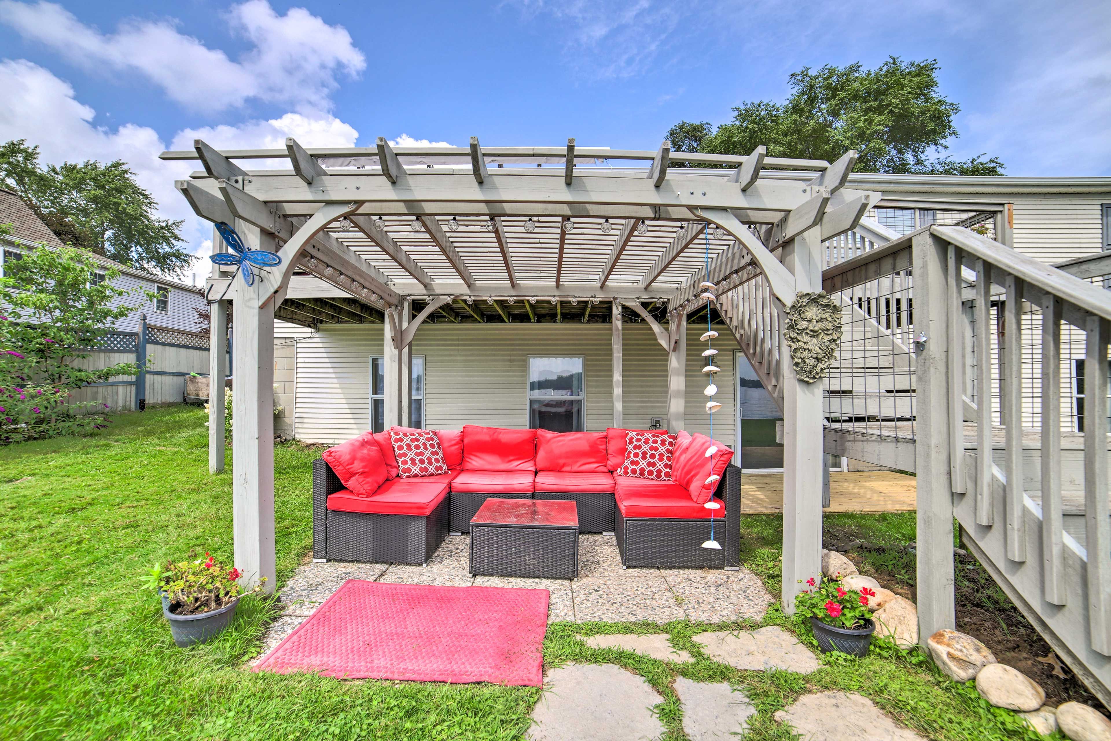 Backyard | Outdoor Seating Areas | Fire Pit | Cornhole