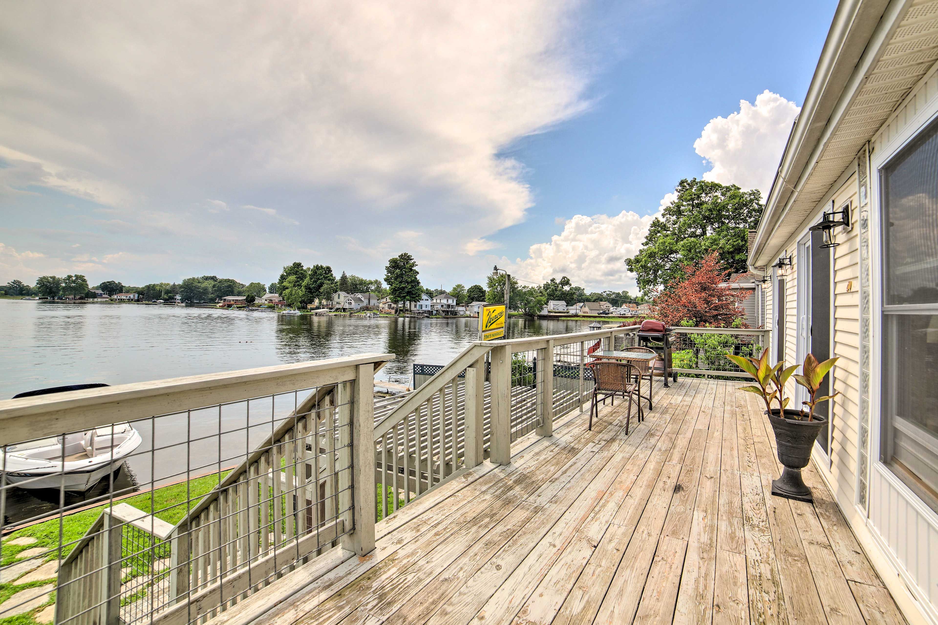 Deck