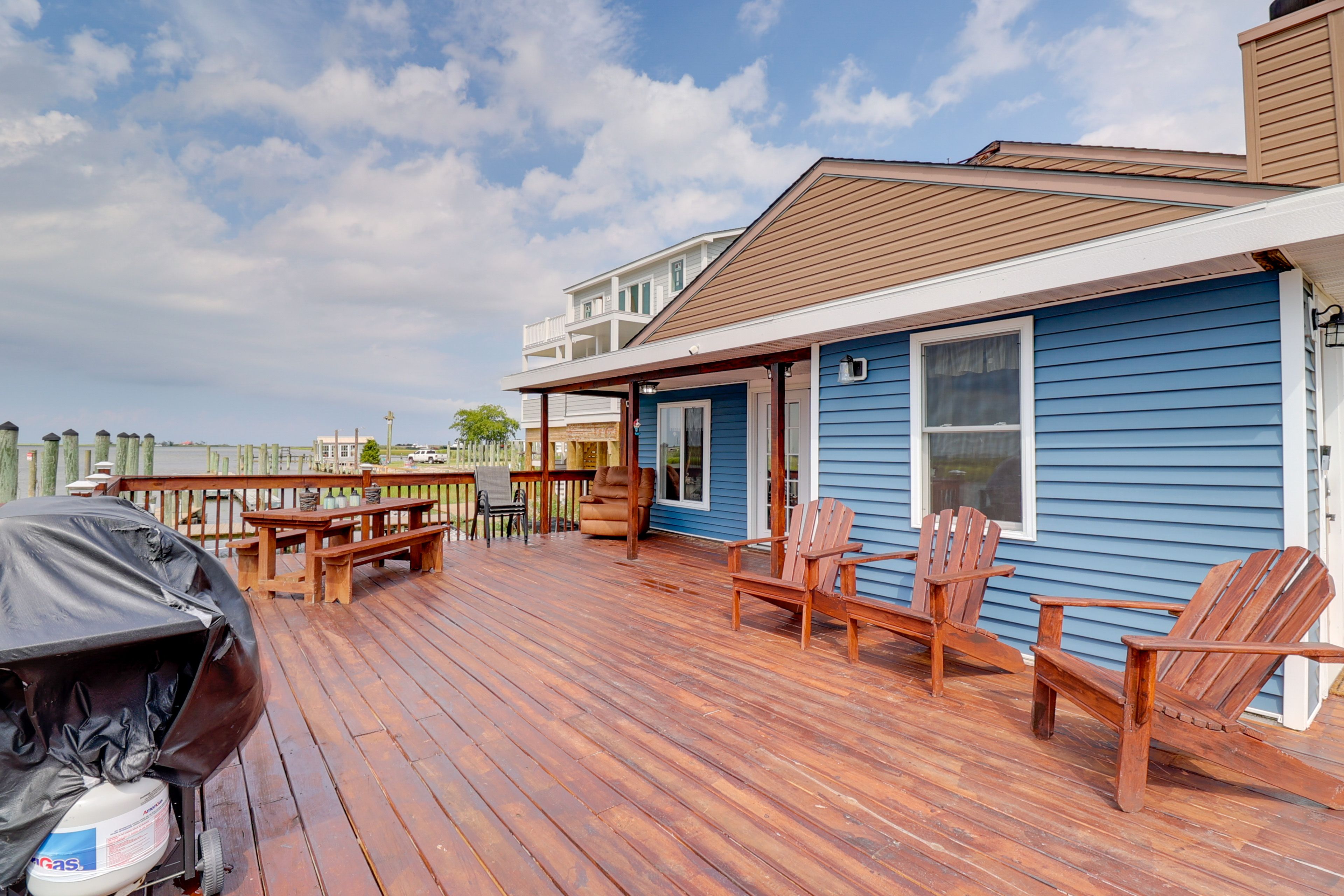 Private Deck | Gas Grill