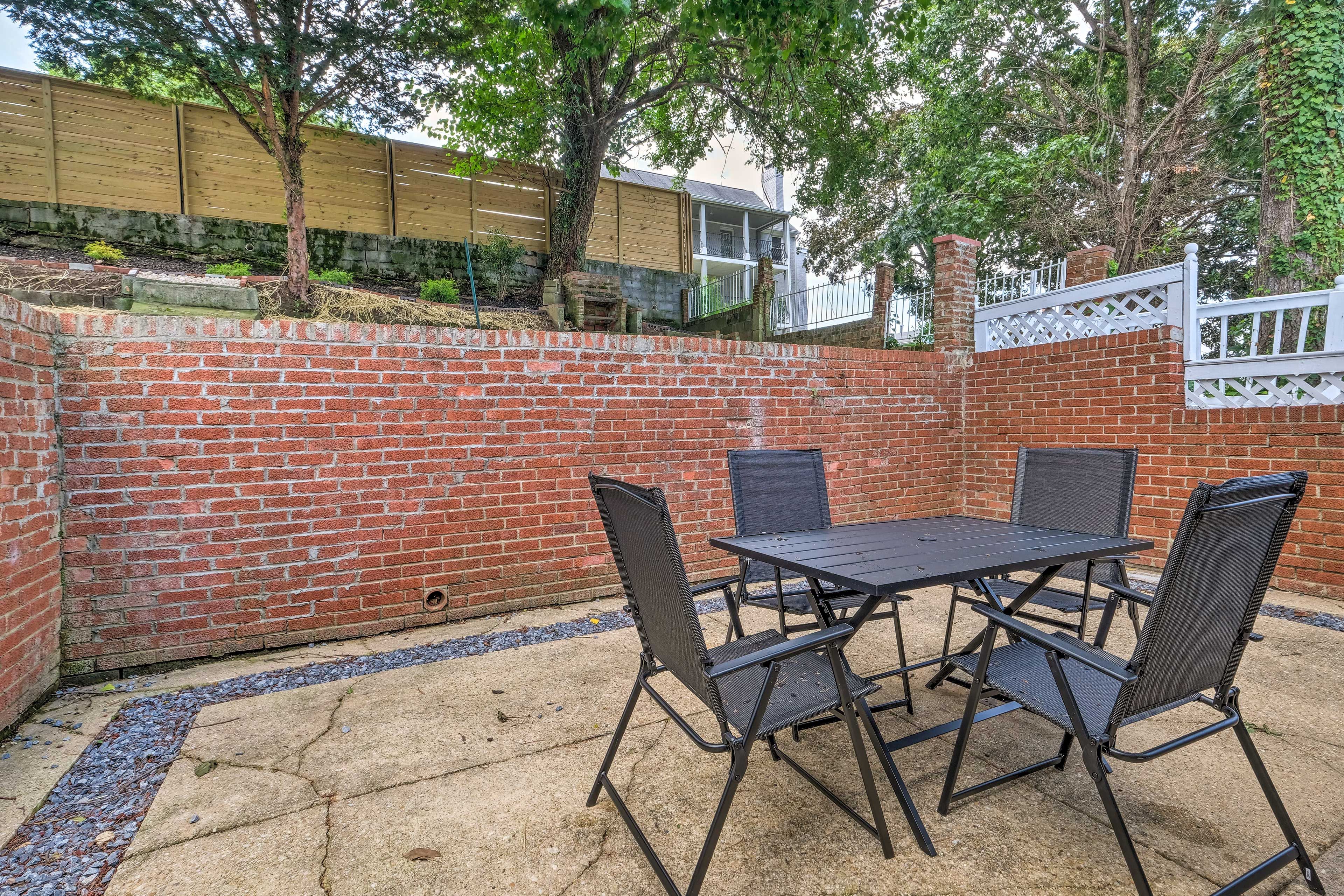 Private Patio | Garden