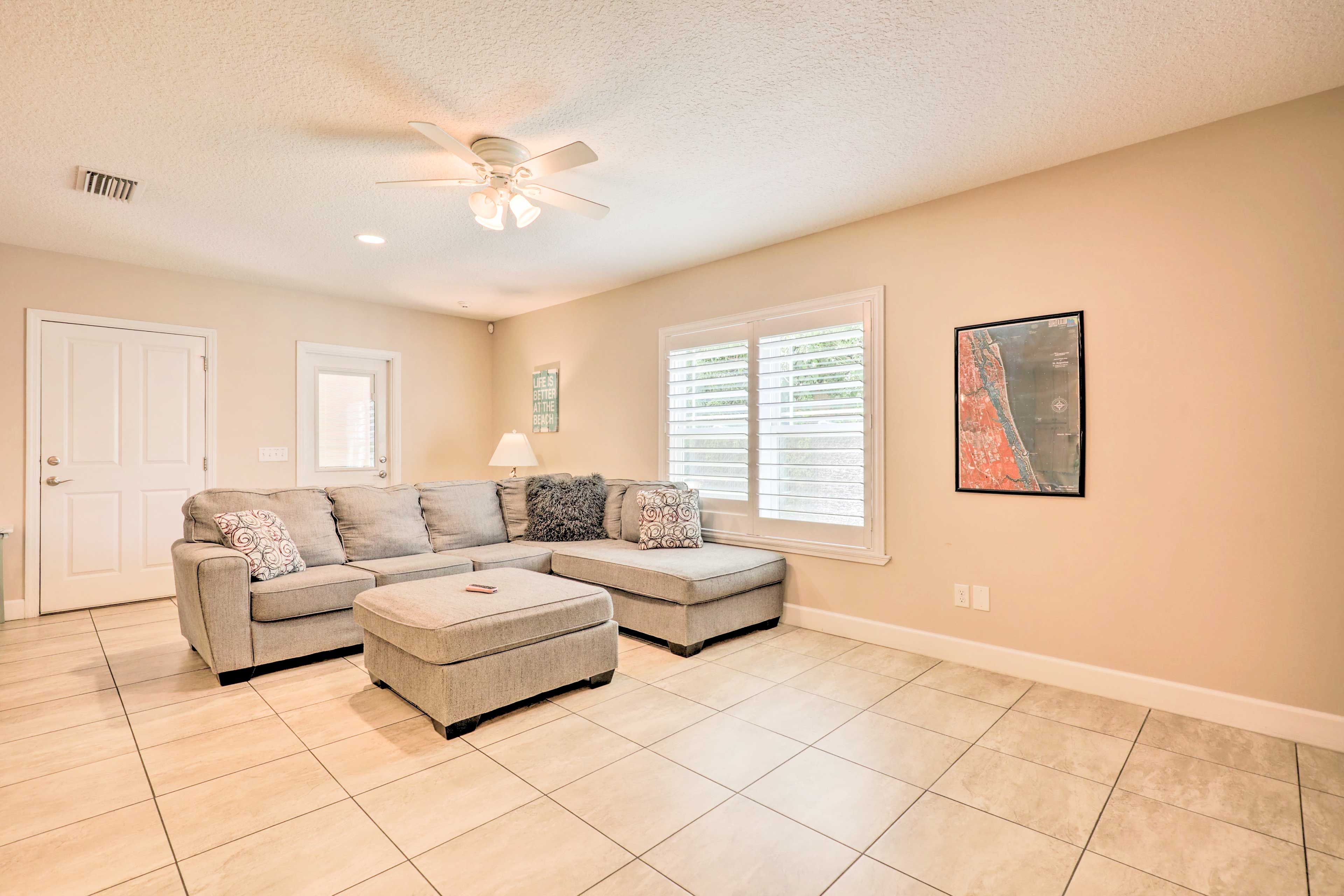 Living Room | Central A/C