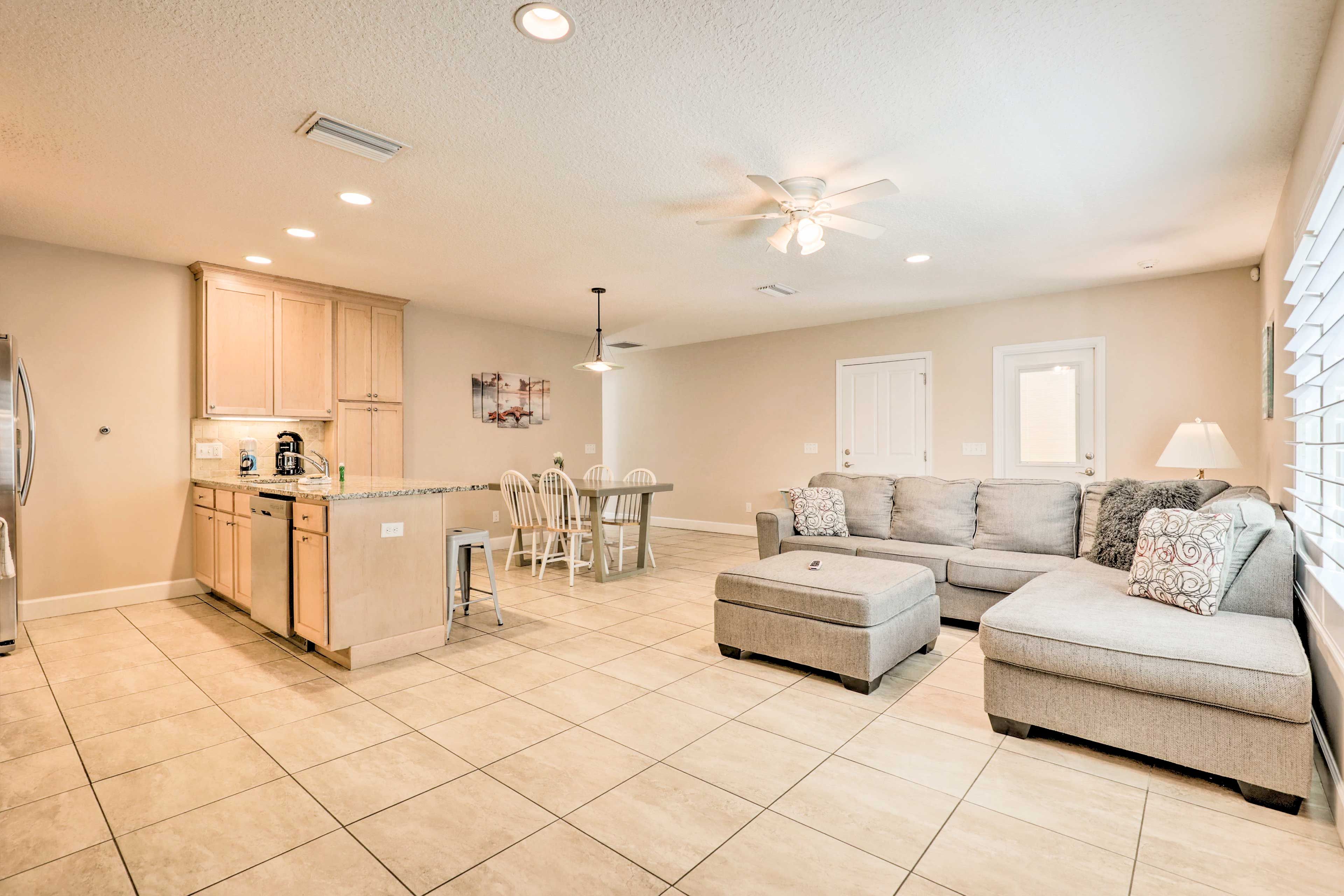 Living Room | Dining Room