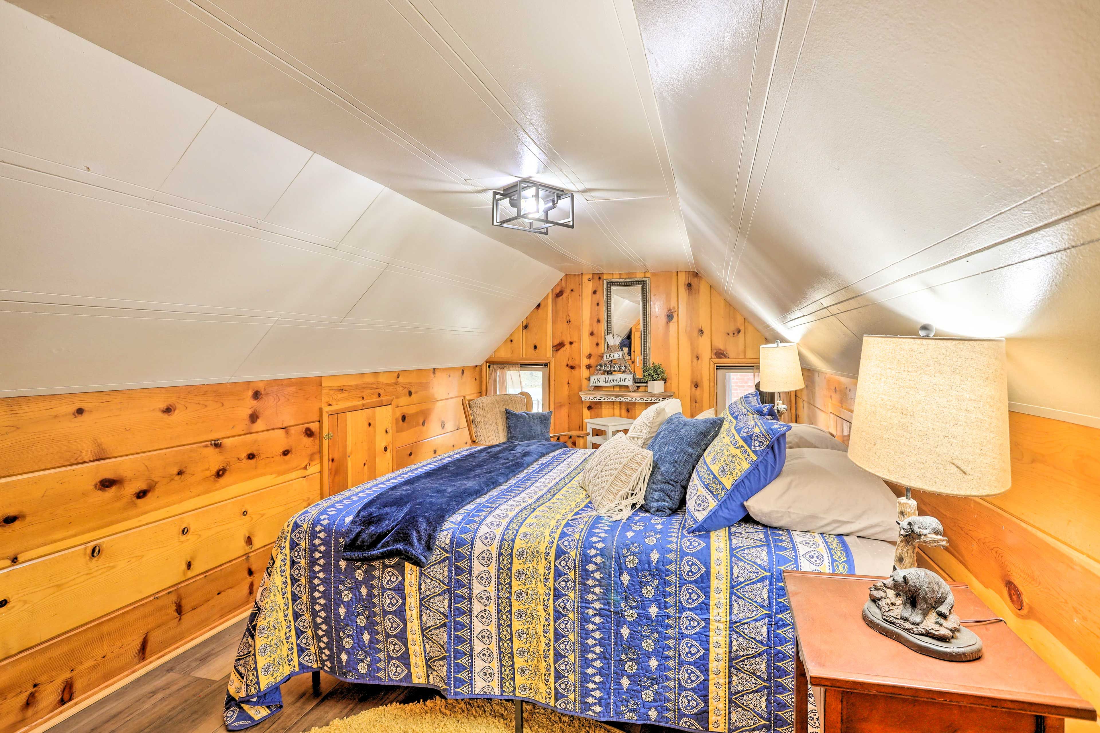 Bedroom 2 | Queen Bed | 2nd Floor