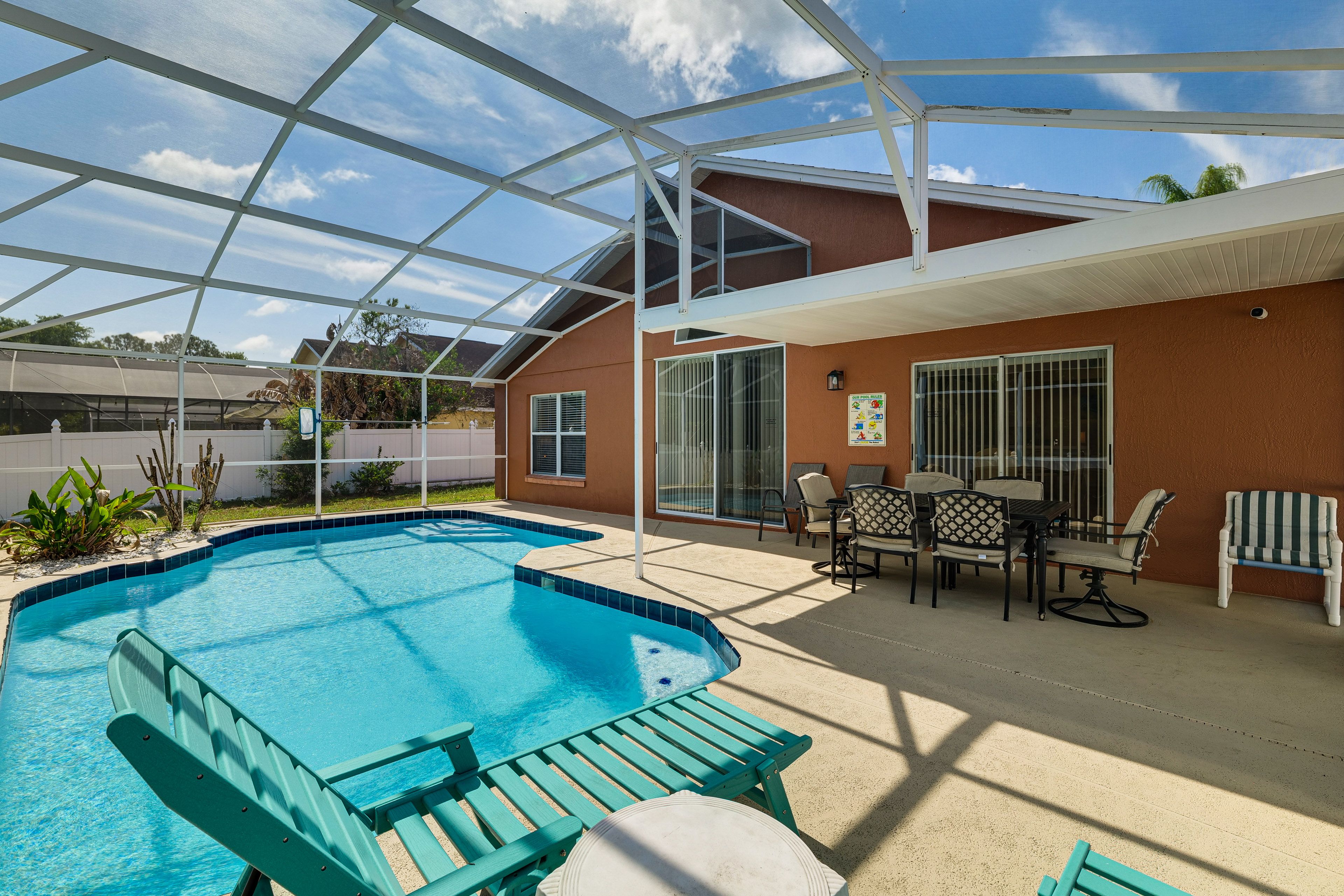Kissimmee Vacation Rental | 4BR | 2.5BA | 2,189 Sq Ft | 1 Step Required