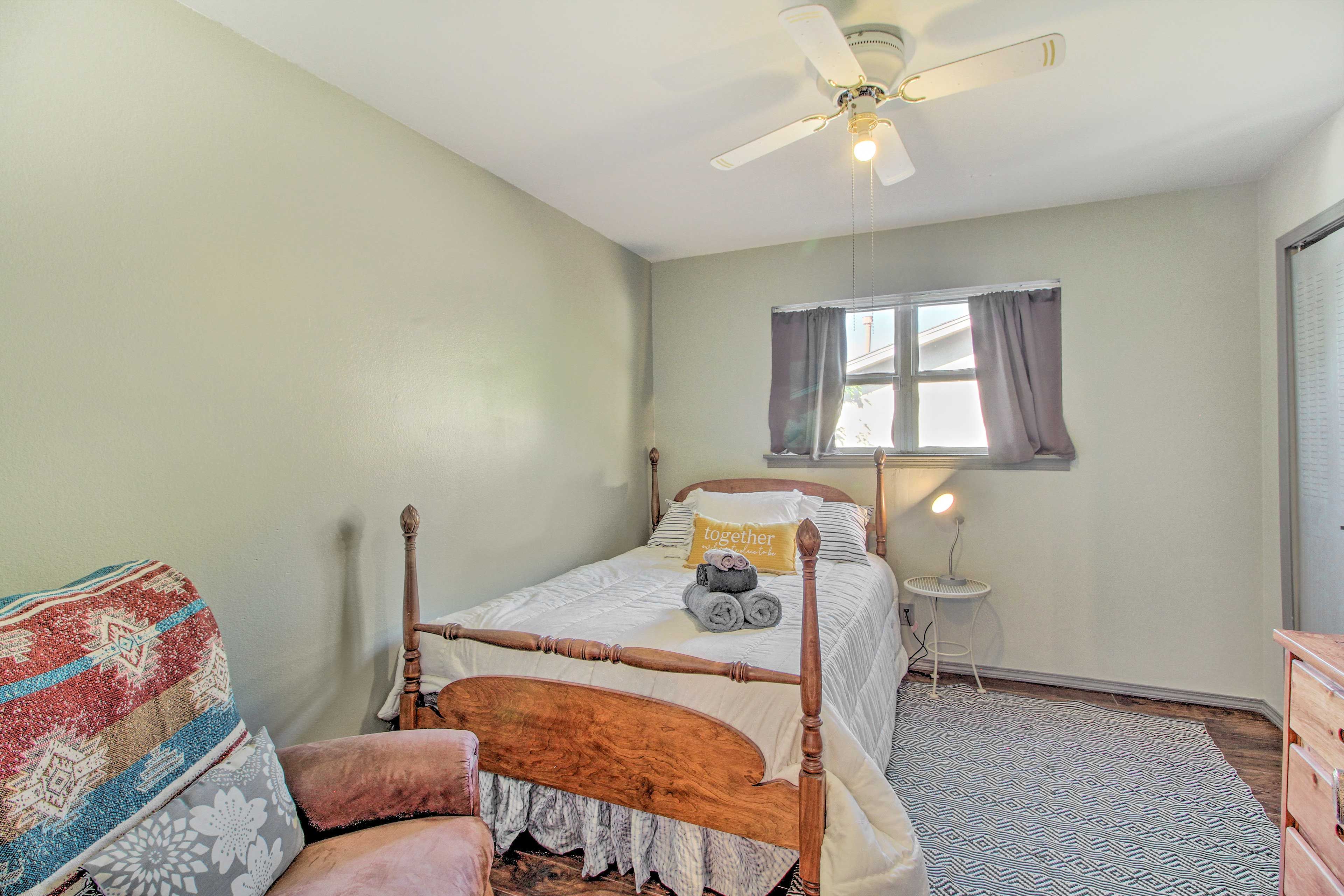 Bedroom 2 | Full Bed