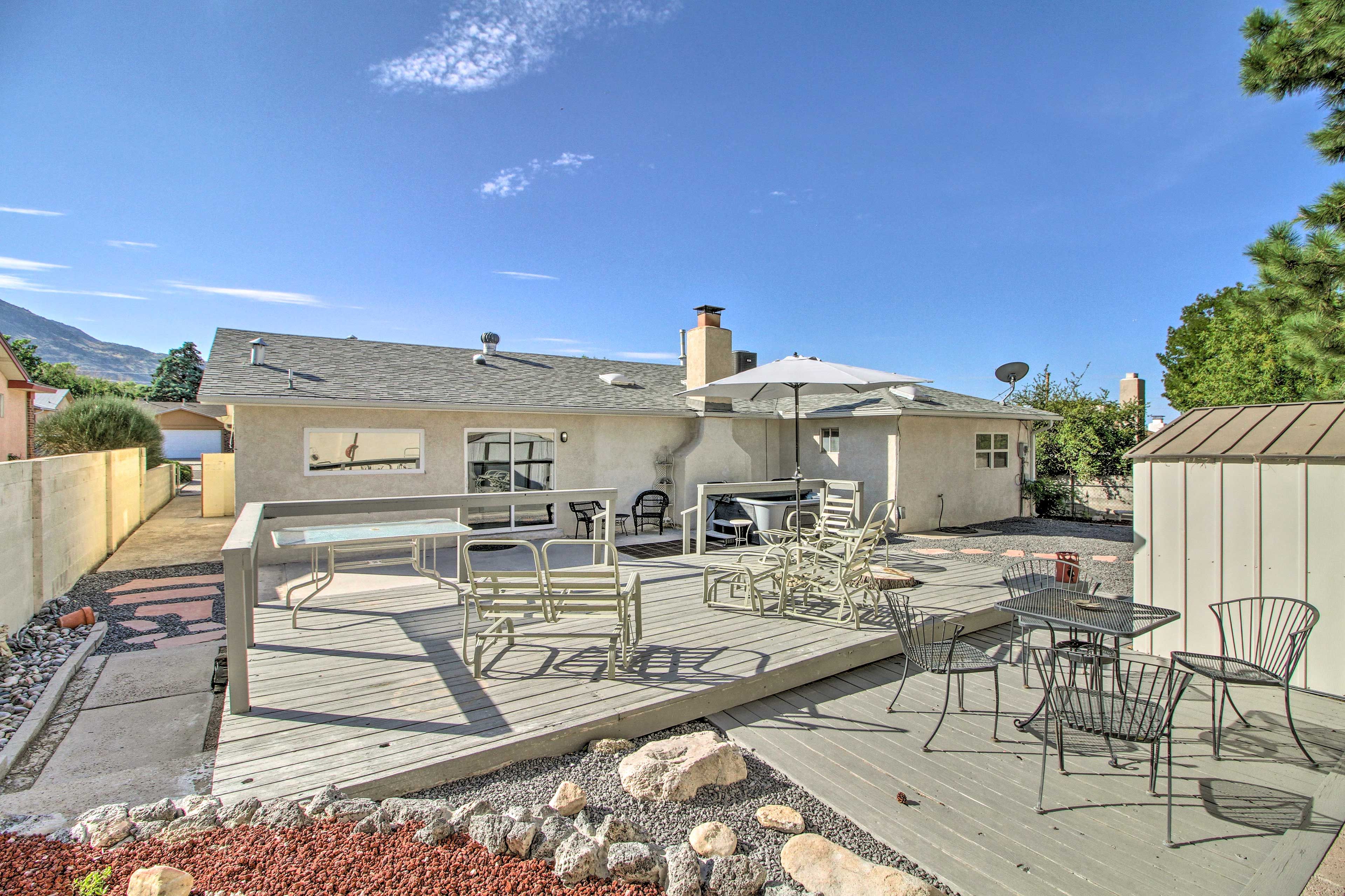 Albuquerque Vacation Rental | 3BR | 1BA | 1,350 Sq Ft | Step-Free Access