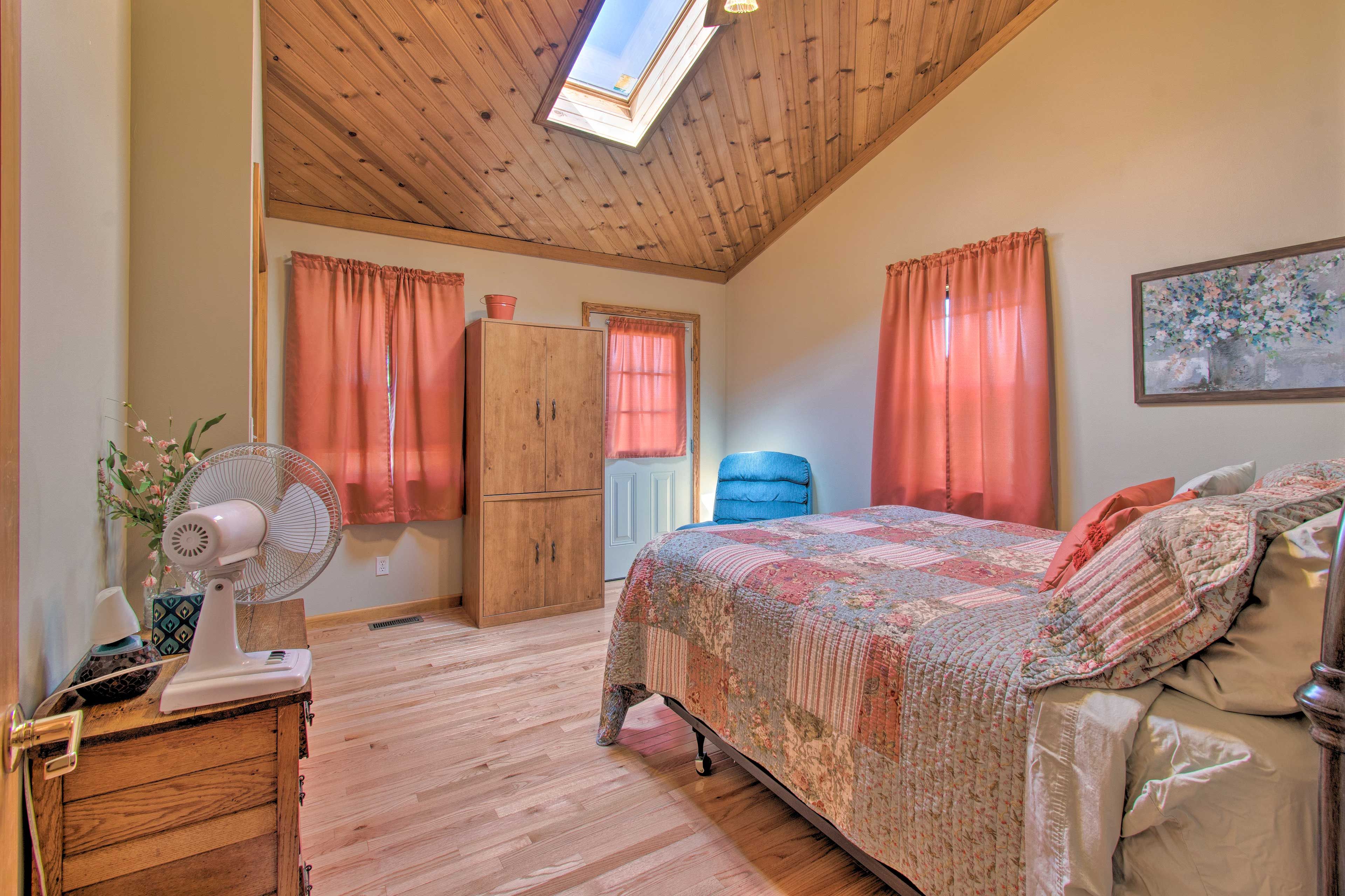 Bedroom 4 | Upper Level | King Bed