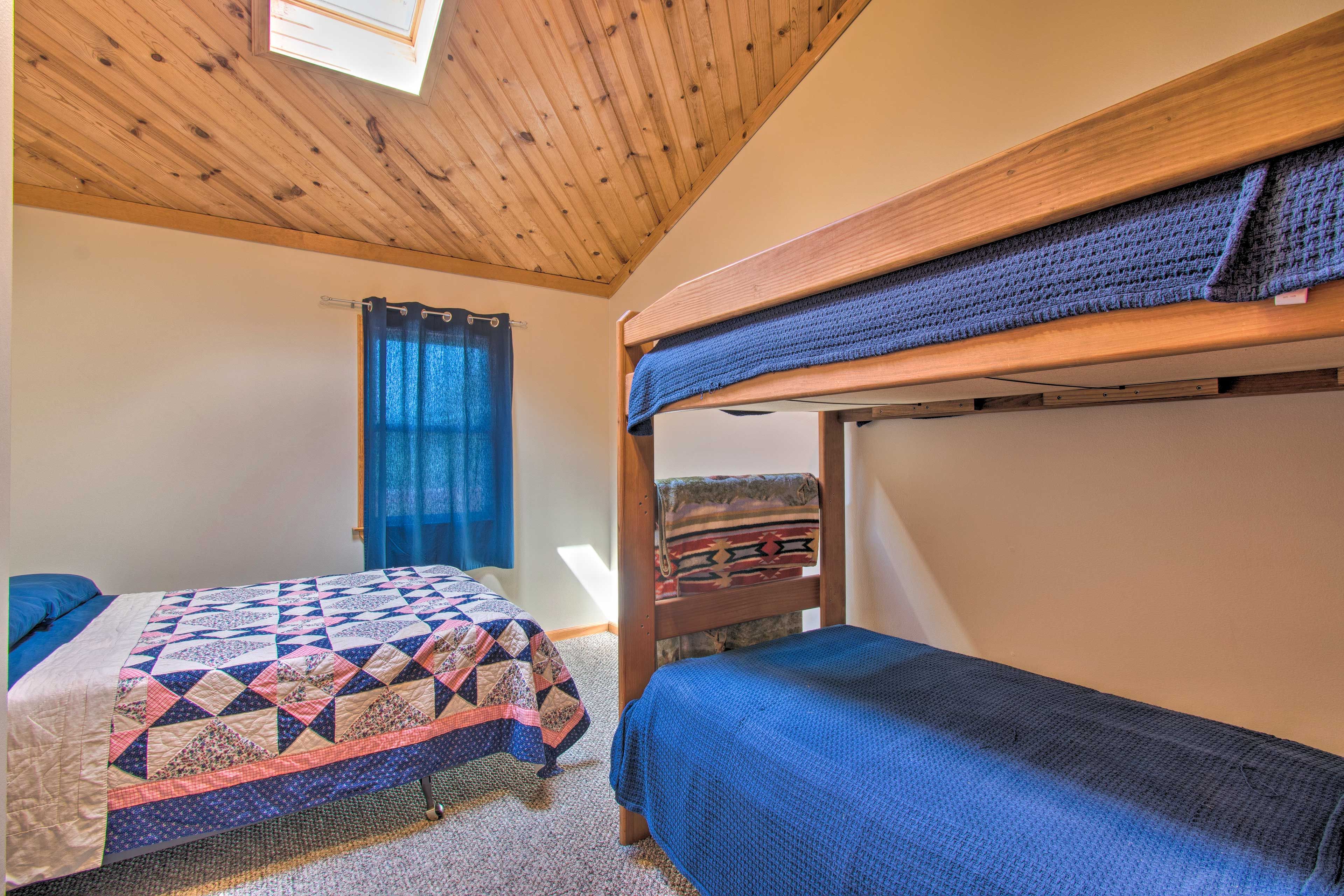 Bedroom 2 | Upper Level | Full Bed | Twin Bunk Bed