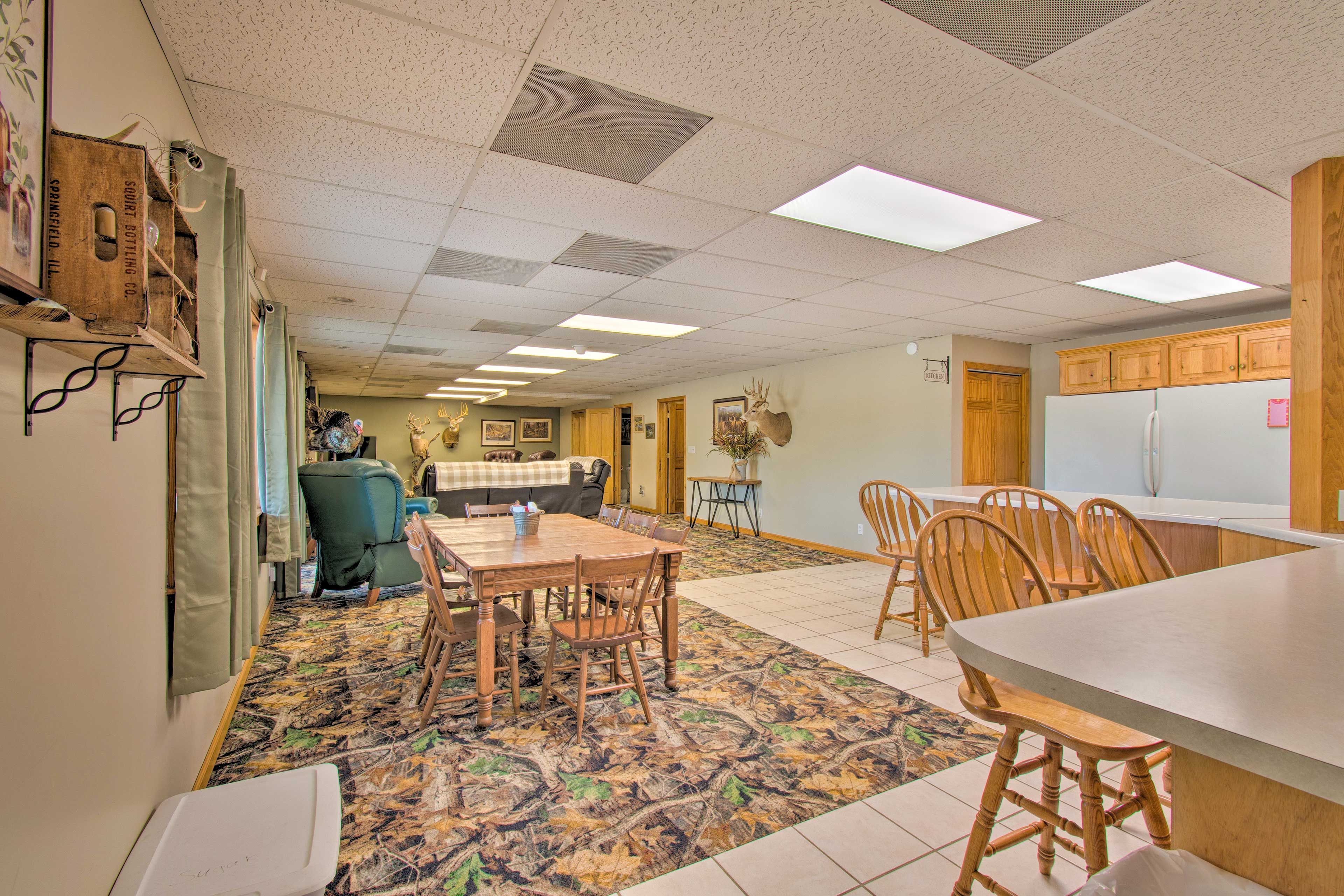 Dining Area | Main Level