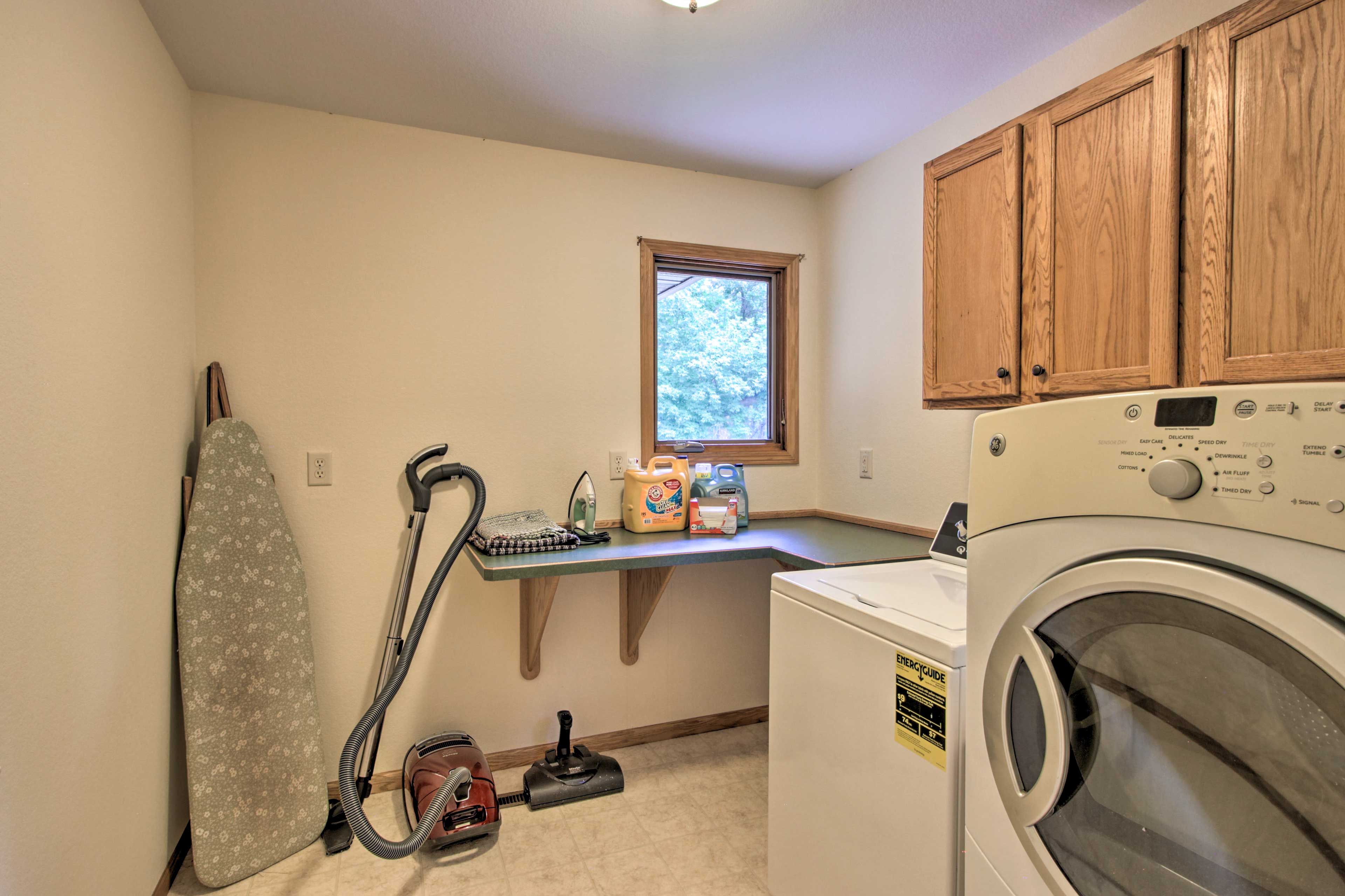 Laundry Area | Linens Provided