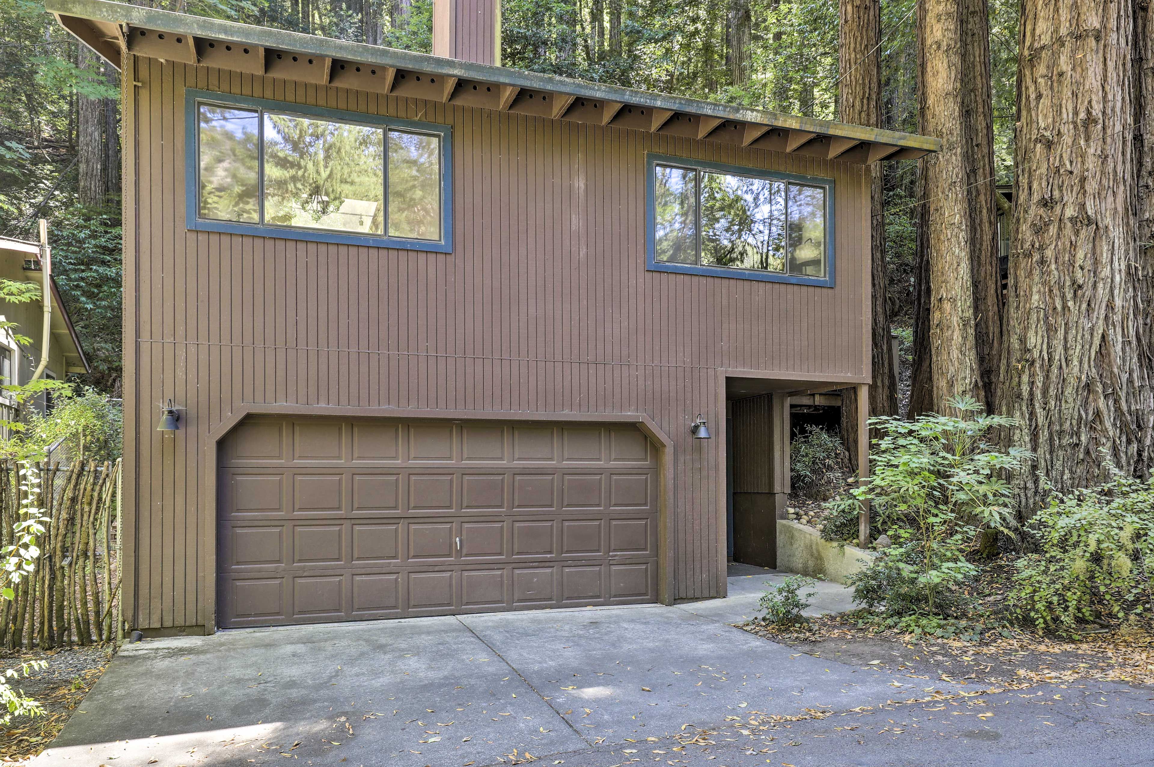 Home Exterior | Driveway Parking (2 Vehicles)