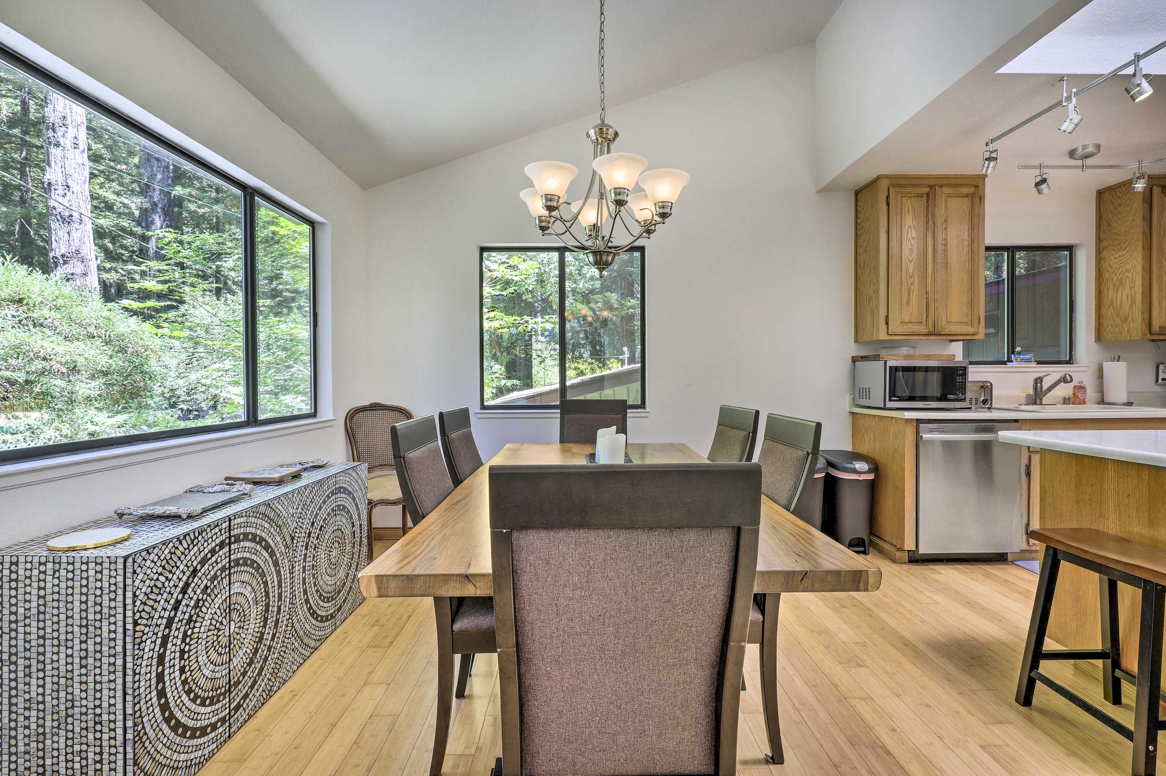 Dining Area | Full Kitchen | Main Level