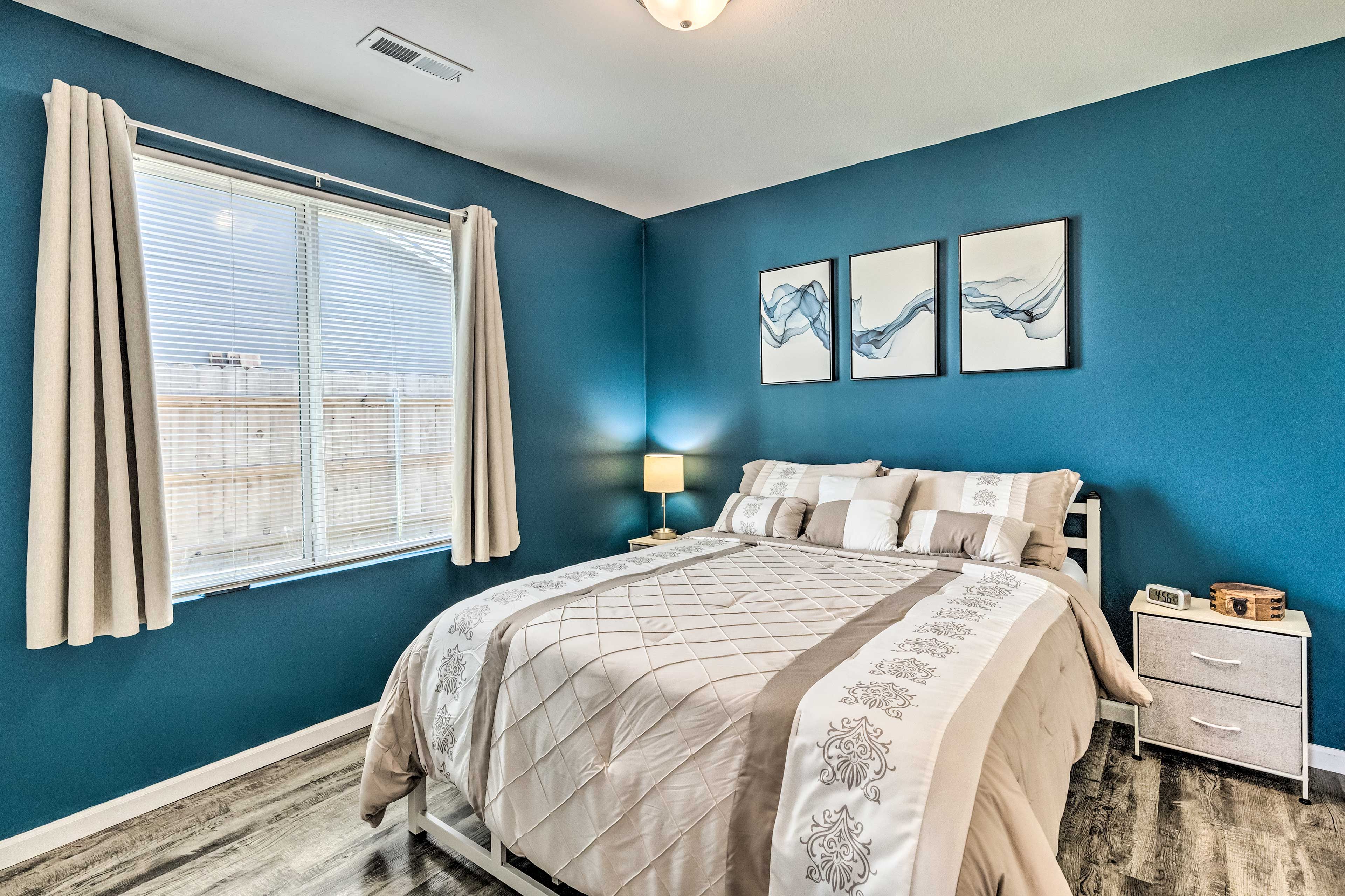 Bedroom 2 | Queen Bed | Linens Provided