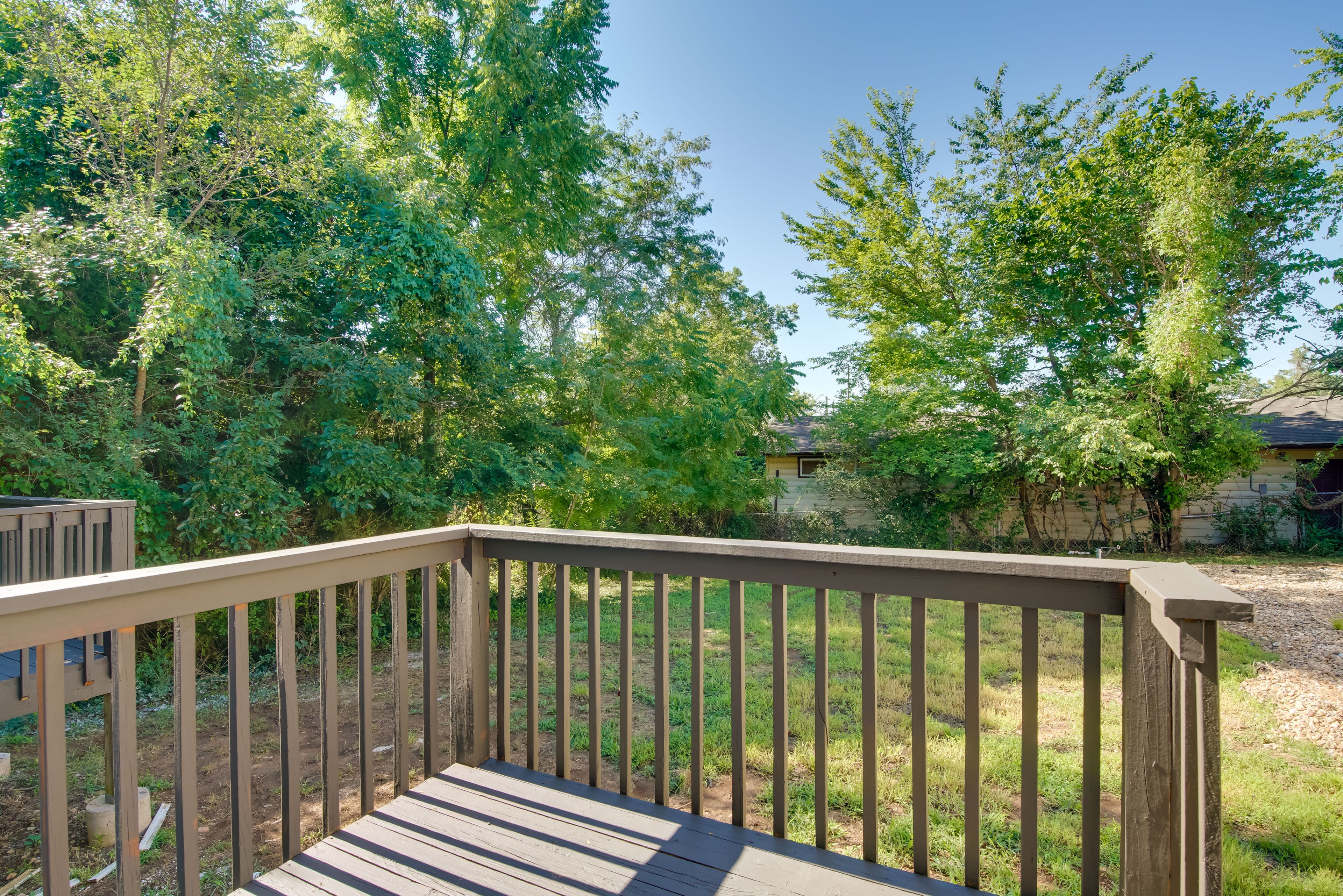 Private Deck | Shared Backyard