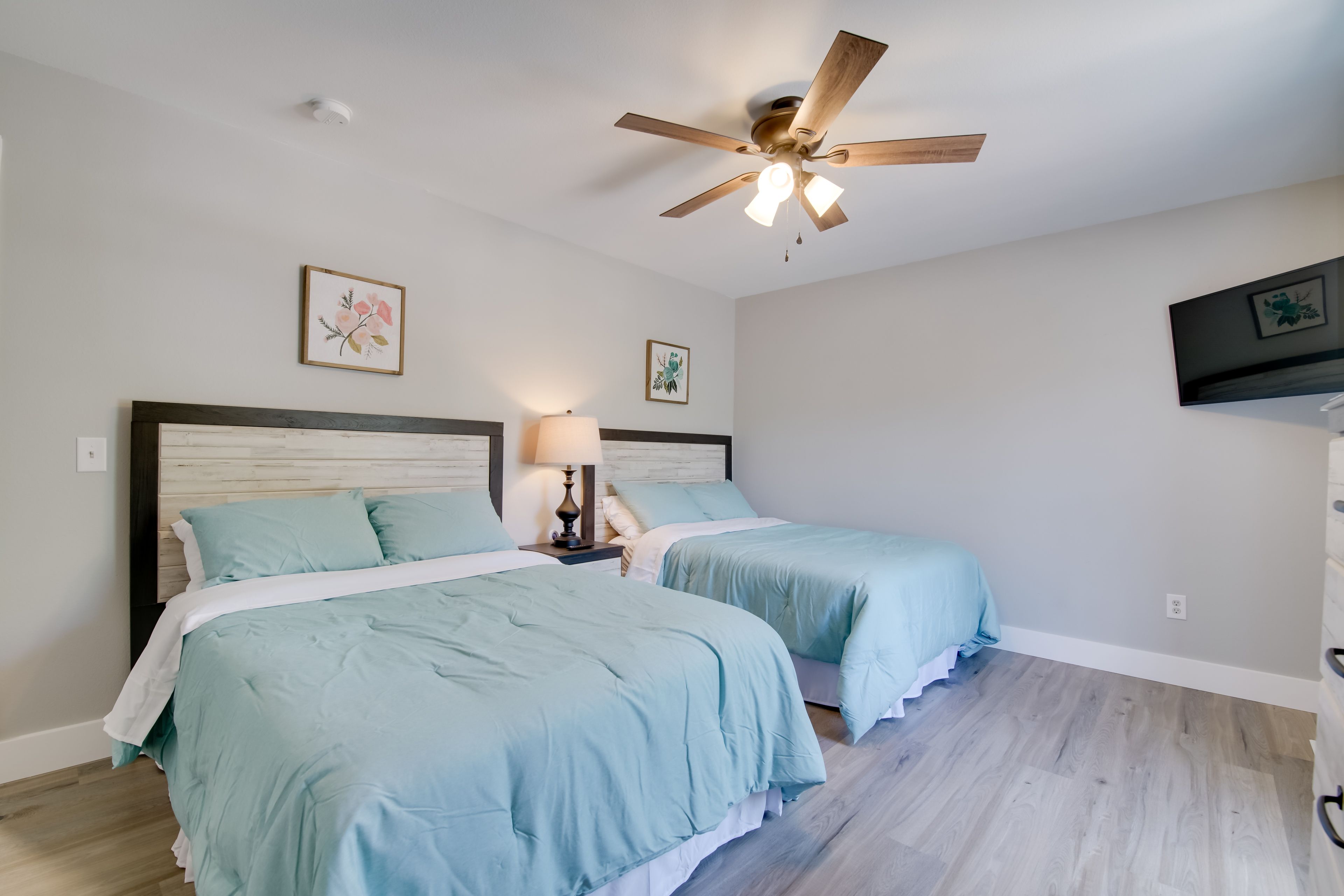 Bedroom 2 | 2 Full Beds
