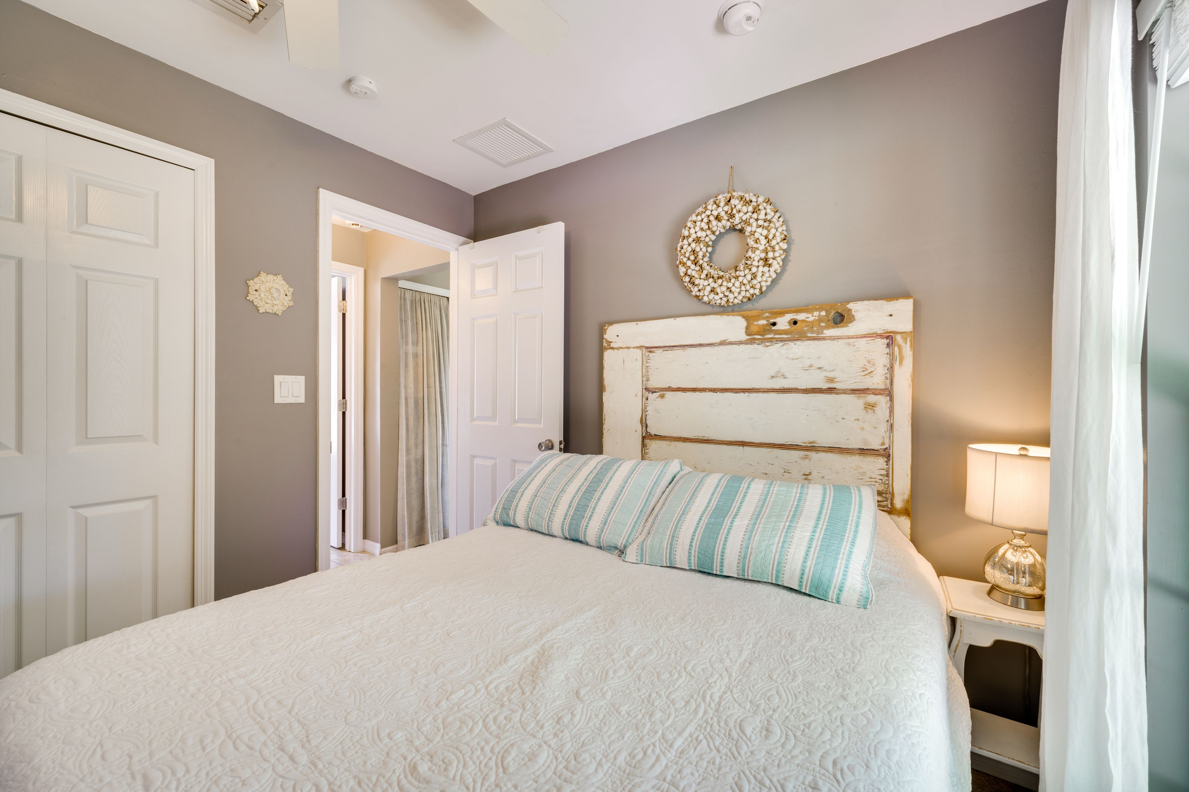 Bedroom 1 | Main Level | Queen Bed | Linens Provided