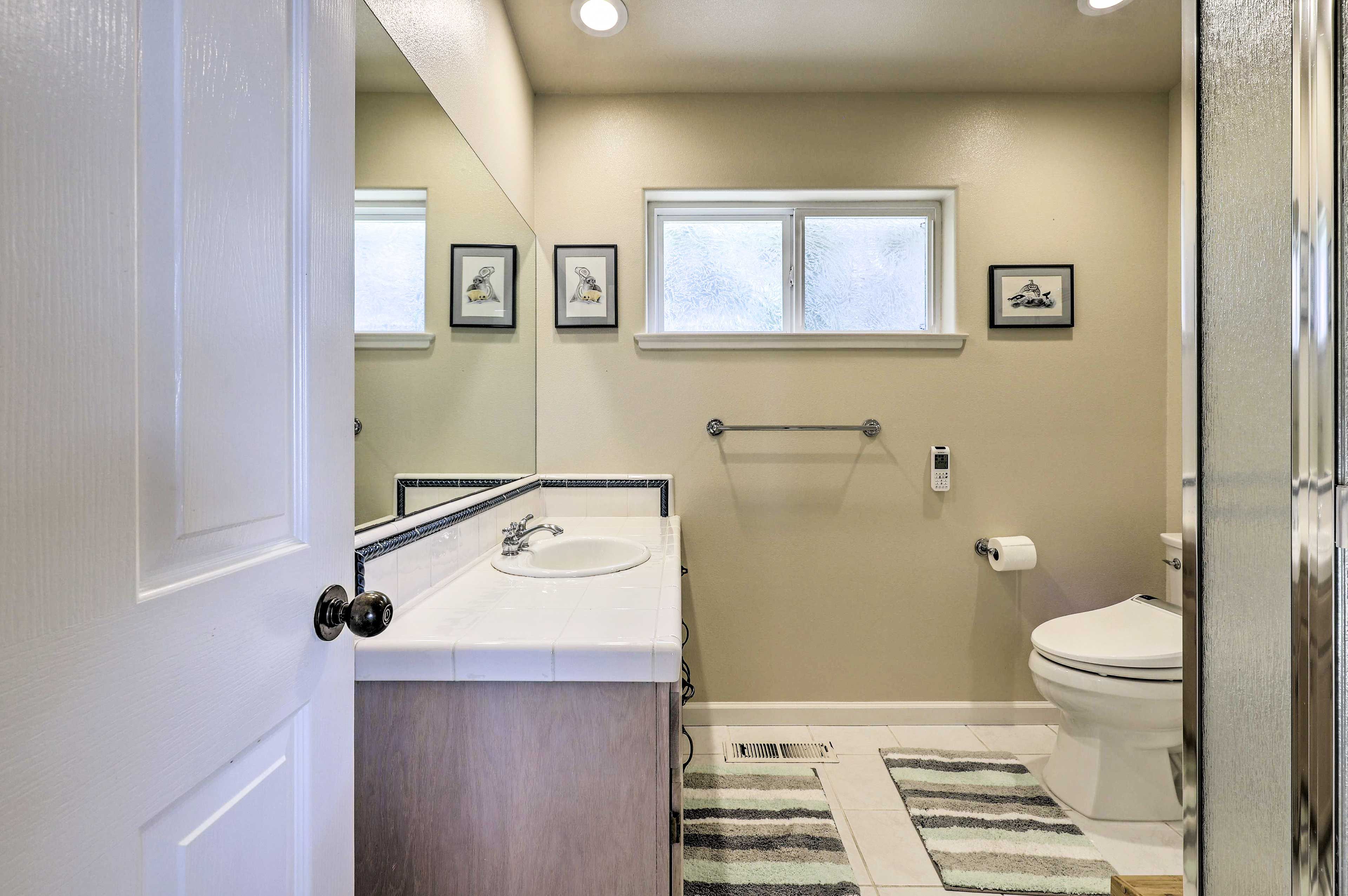 Full Bathroom