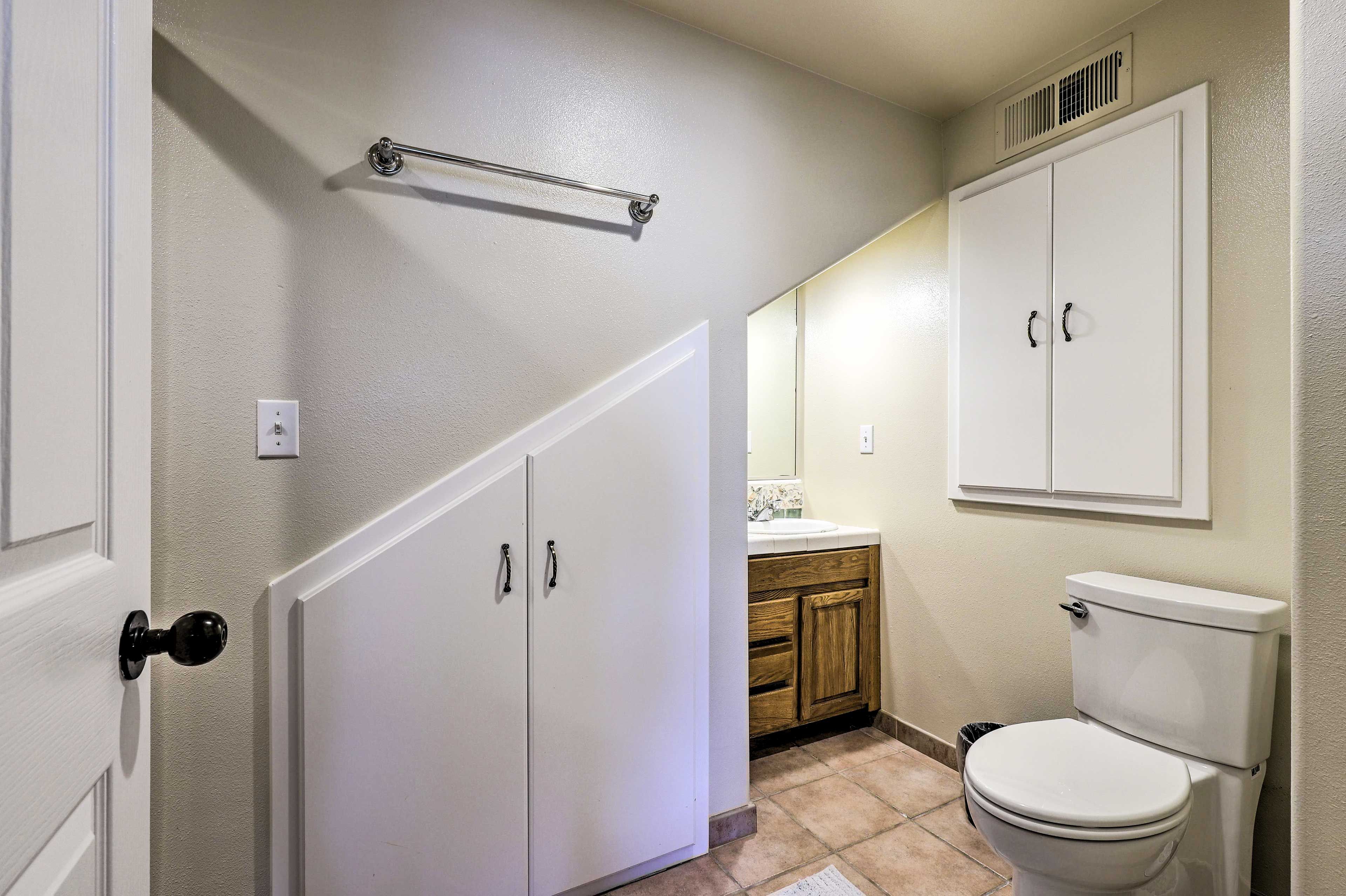 Full Bathroom