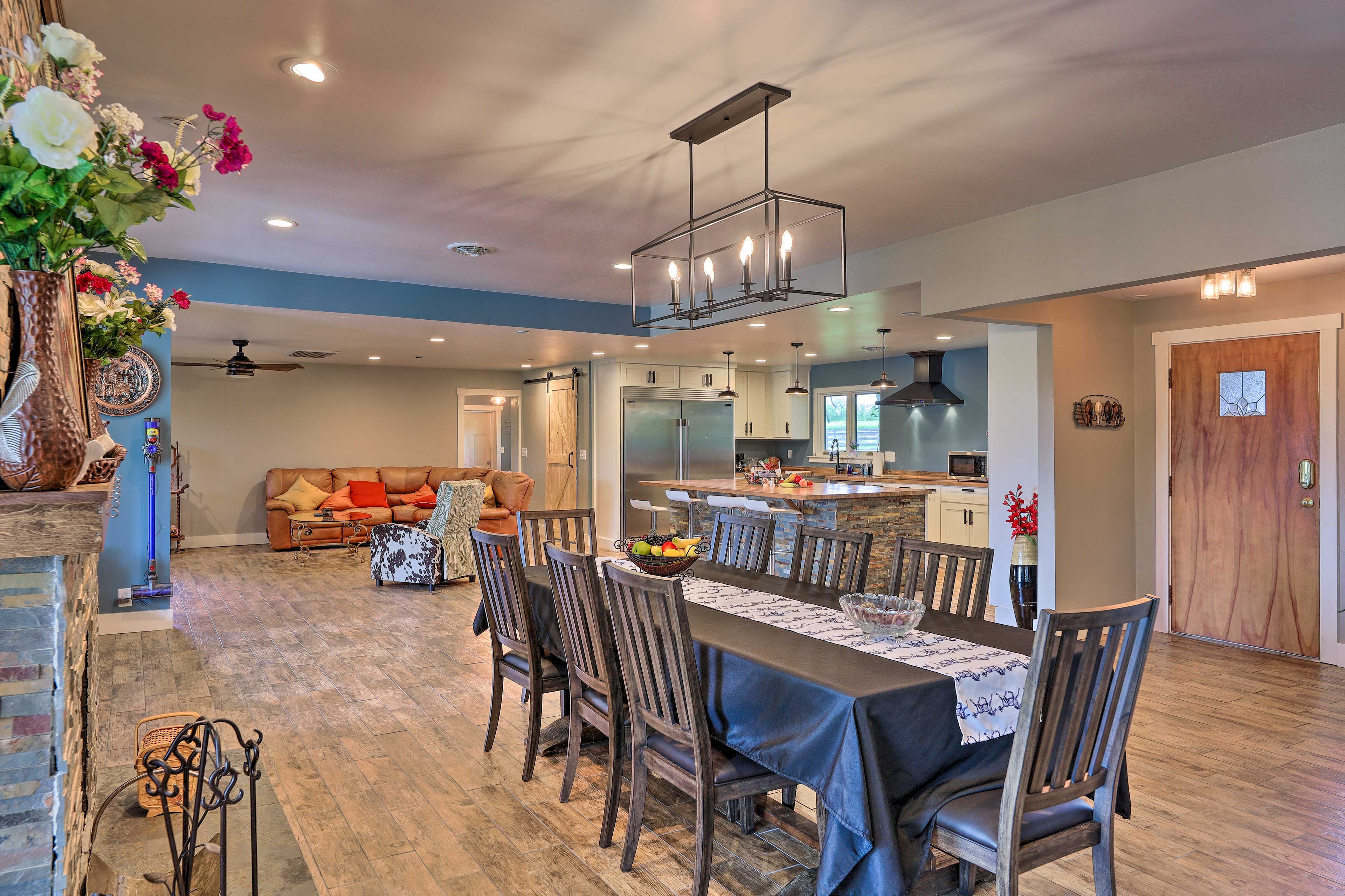 Dining Area | Main Level | Dishware + Flatware