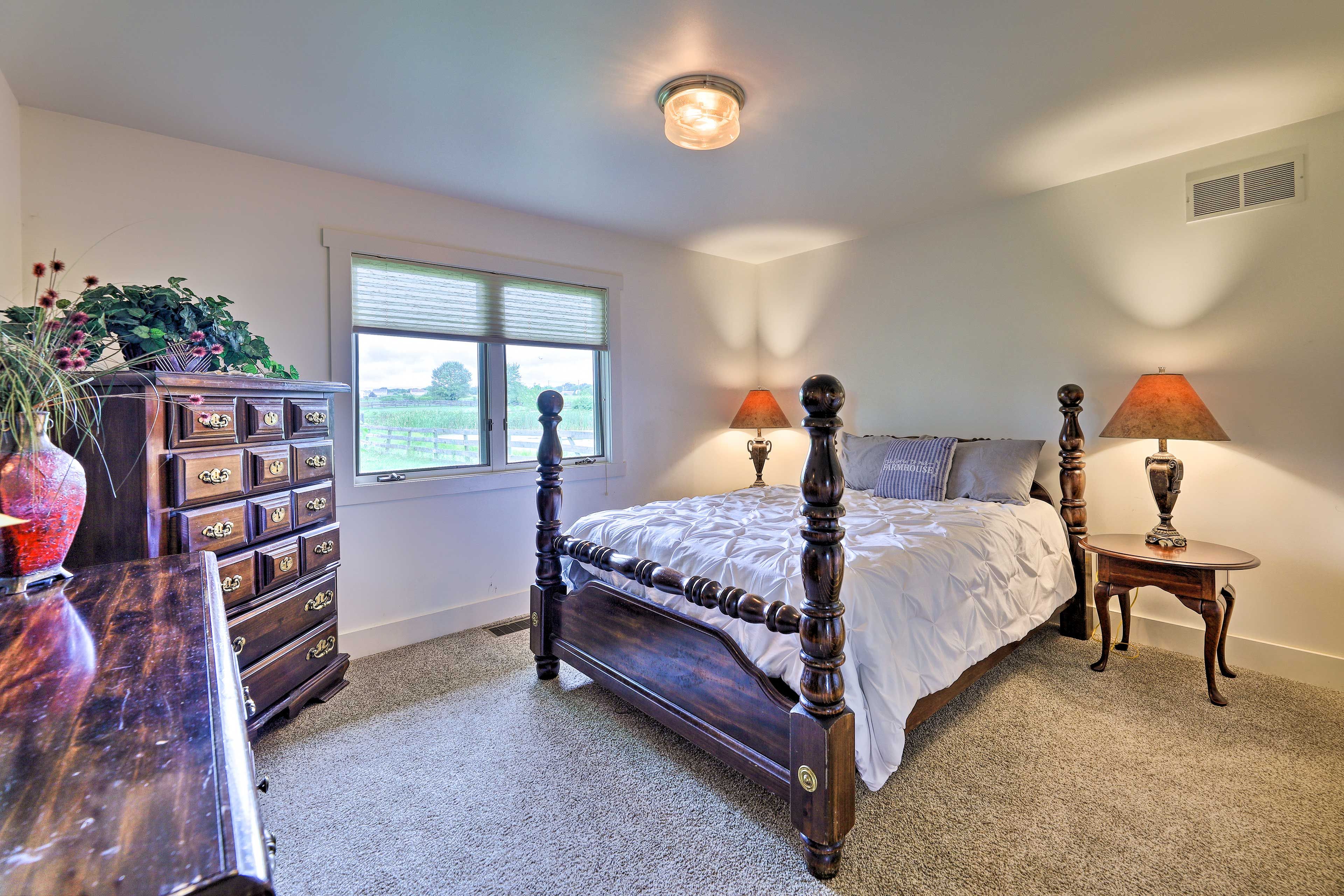 Bedroom 3 | Main Level | Queen Bed
