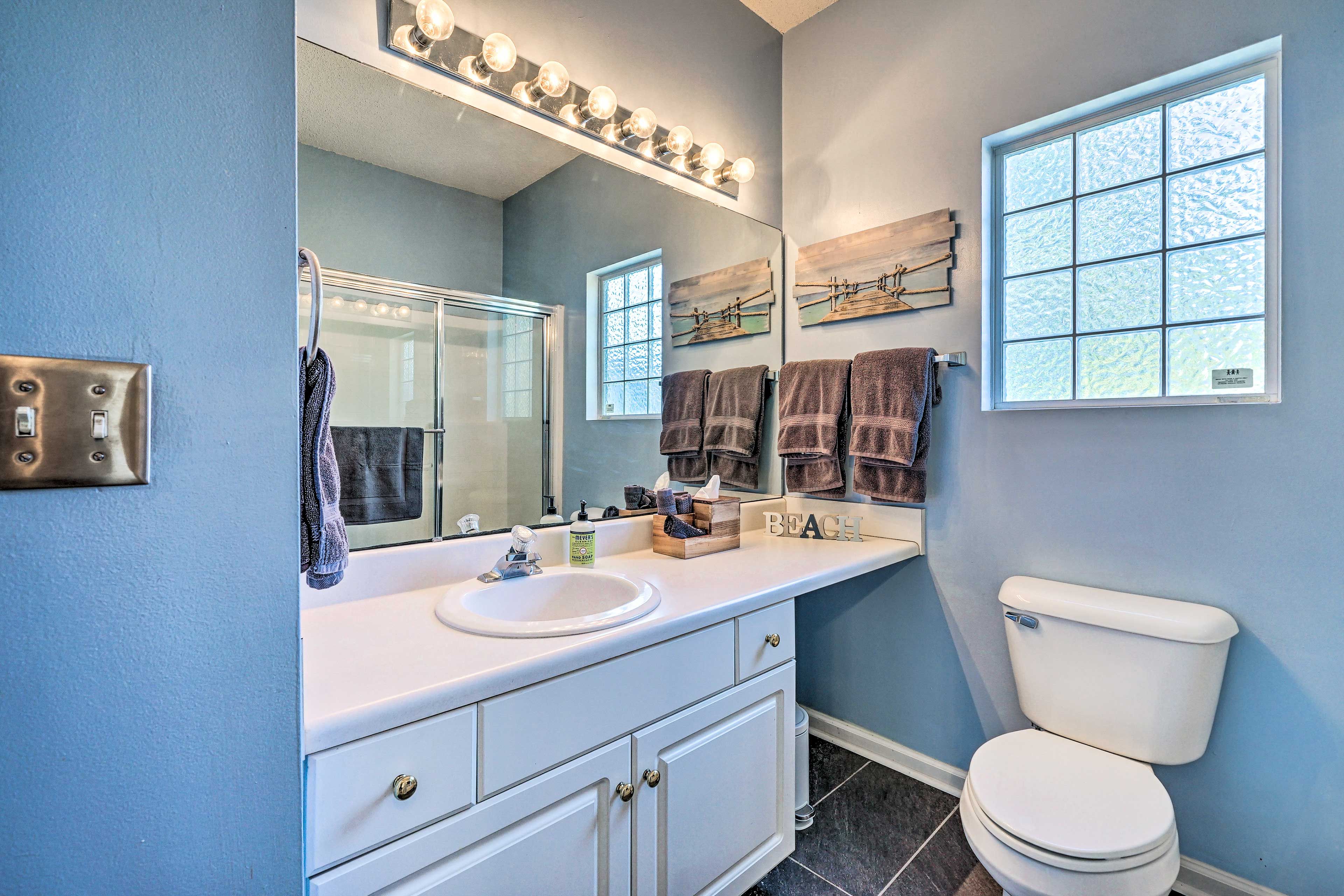 Full Bathroom
