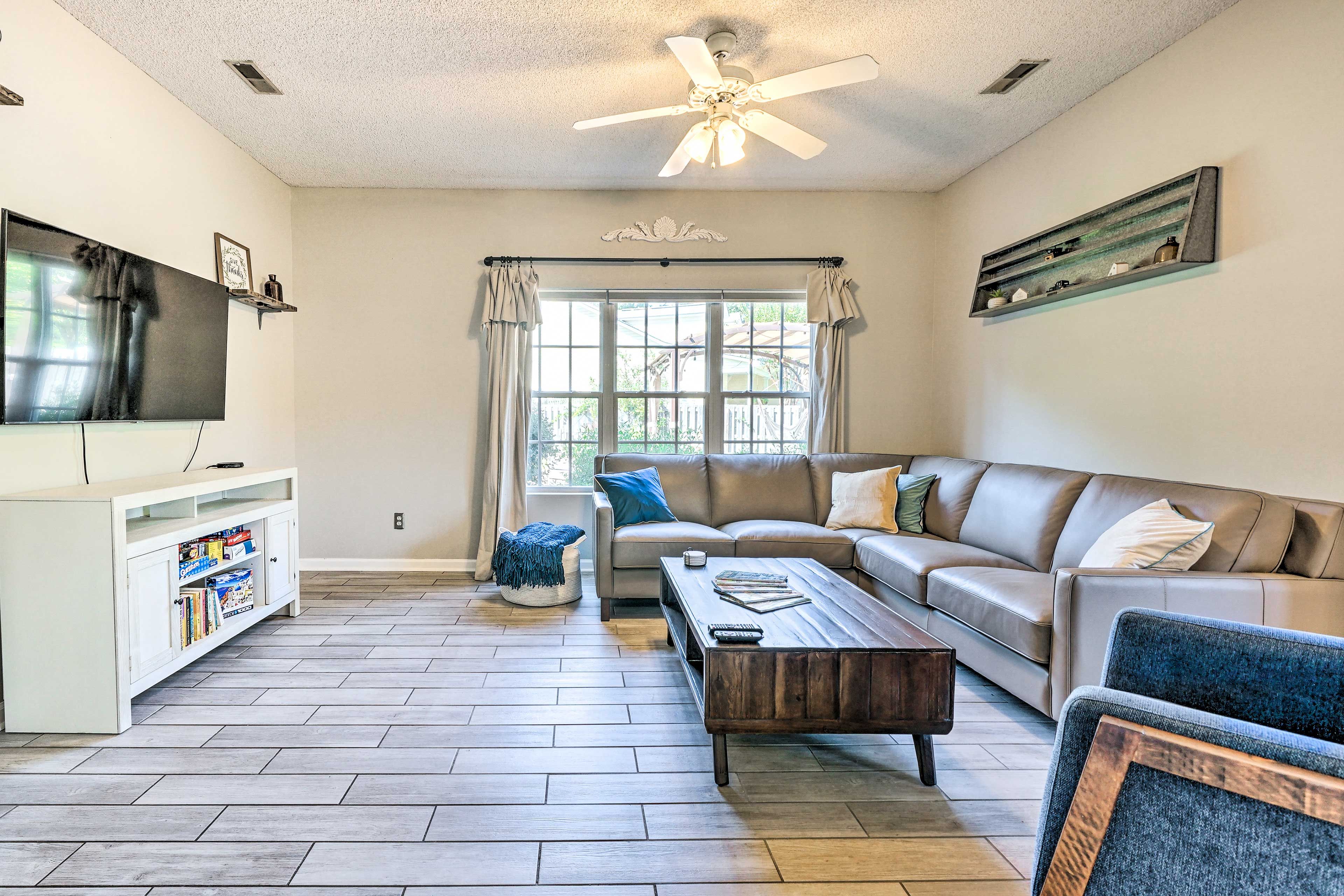 Interior | Single-Story Home | Free WiFi | Central Heating & A/C