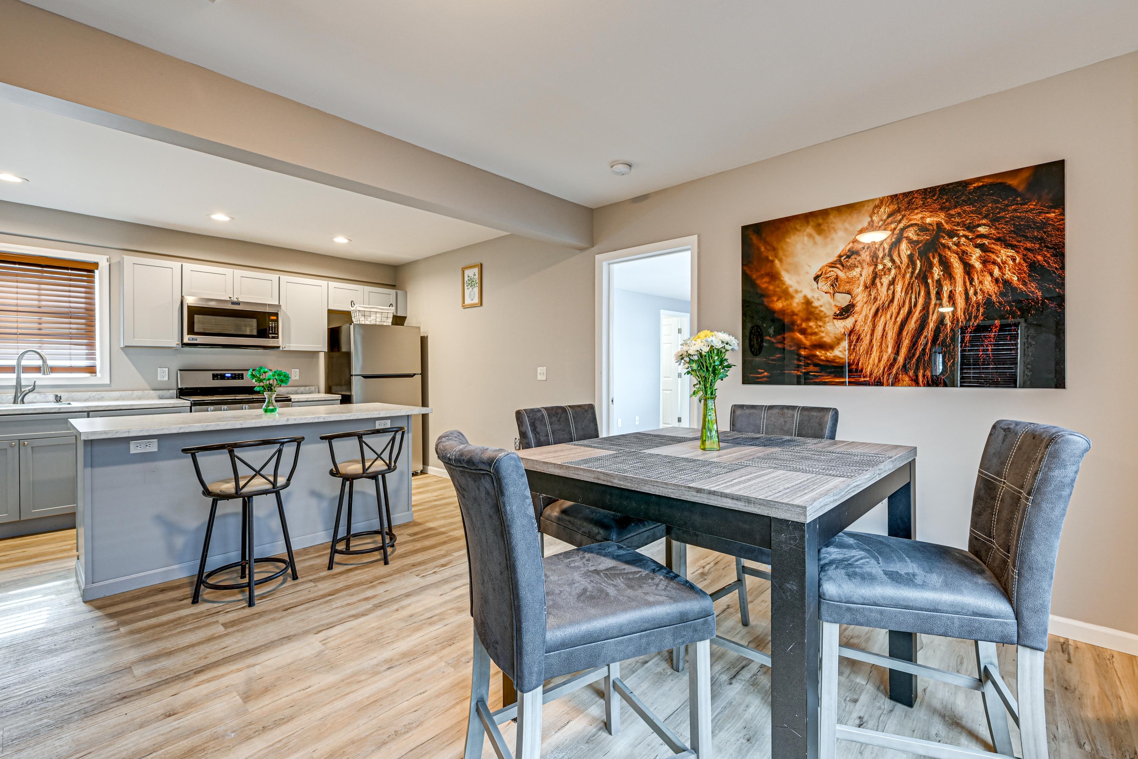 Hudson Vacation Rental | 1BR | 1BA | 200 Sq Ft