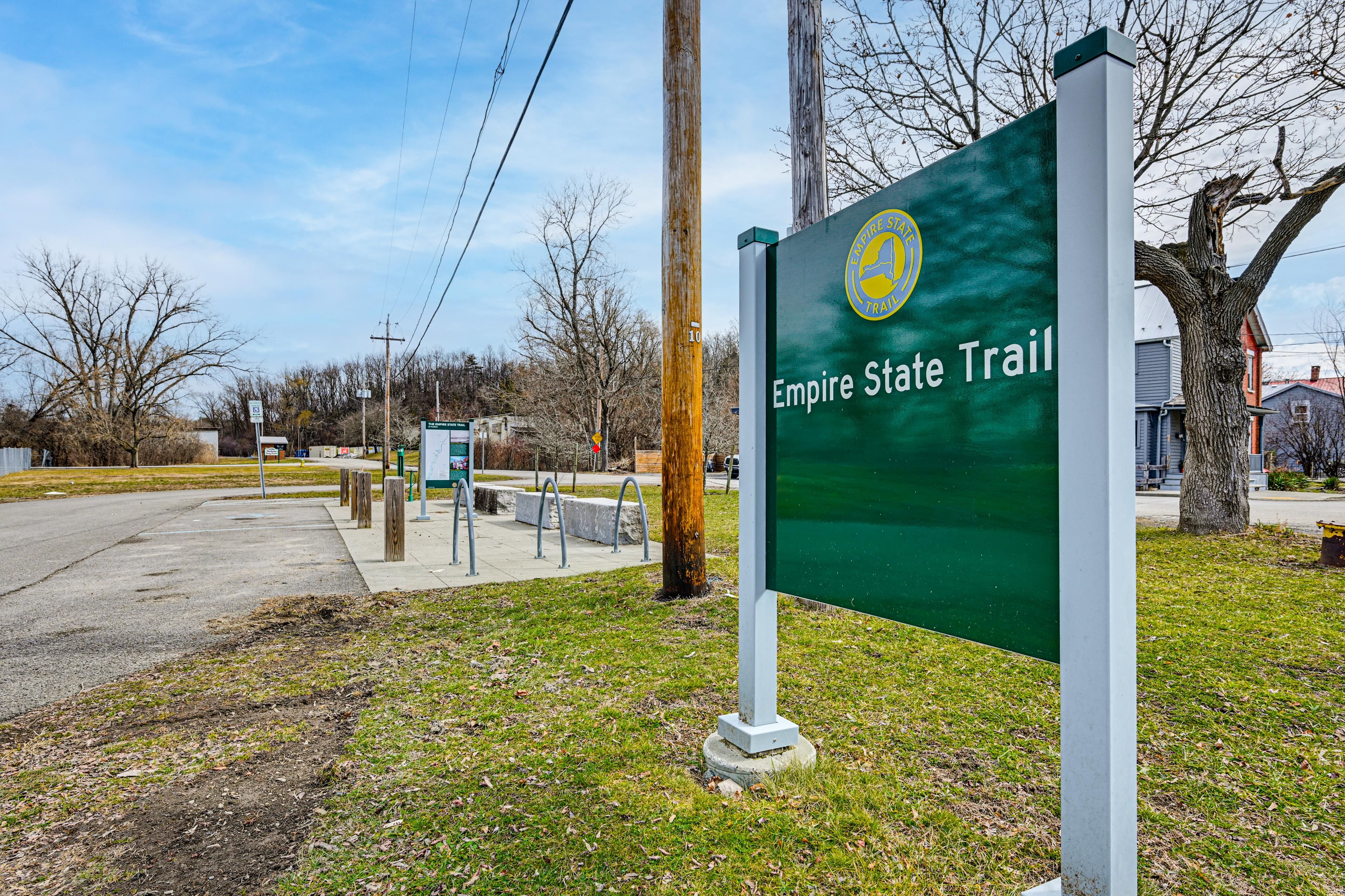 0.3 Mi to Empire State Trailhead