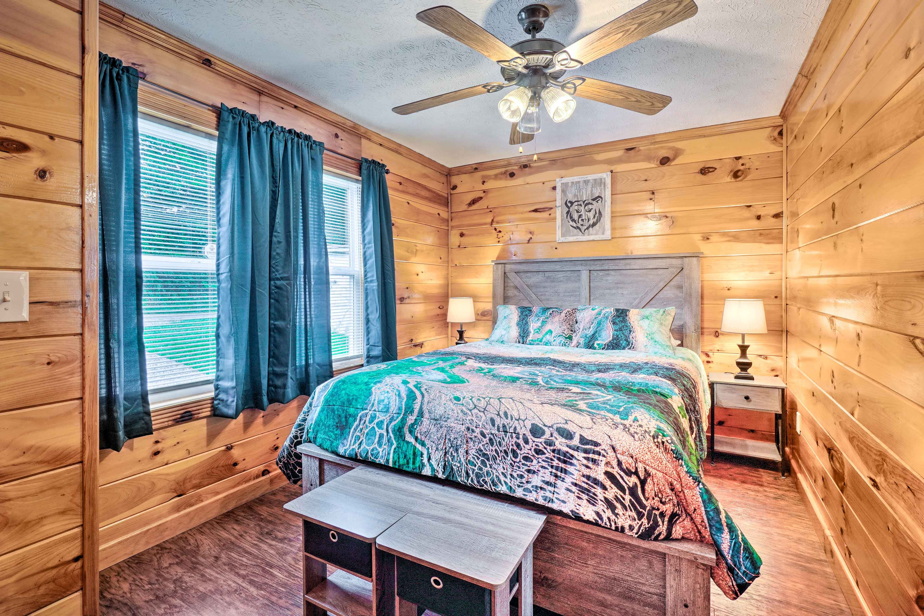 Bedroom 1 | Queen Bed | Linens Provided | En-Suite Half Bathroom
