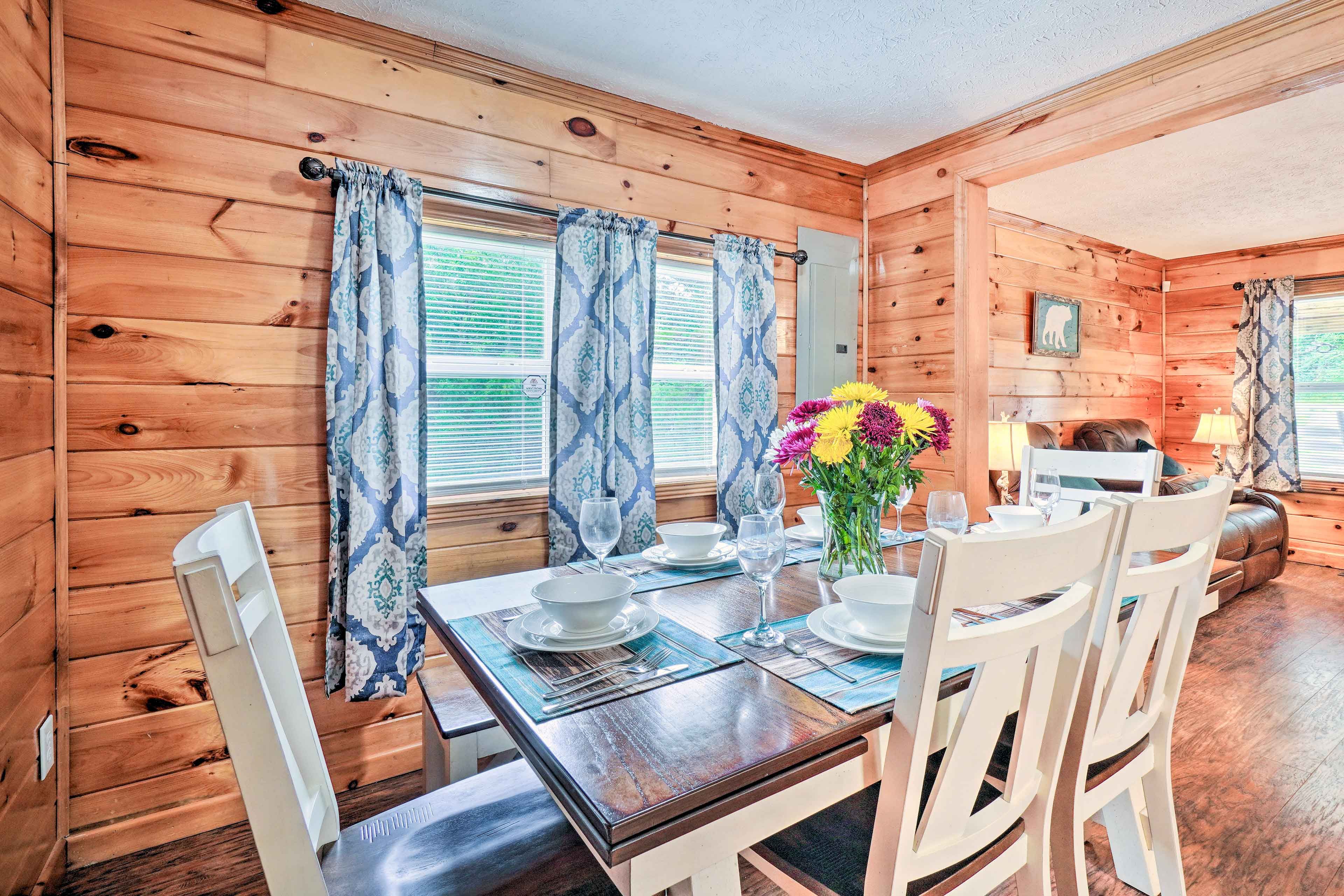 Jamestown Vacation Rental | 3BR | 1.5BA | 2 Steps Required to Access