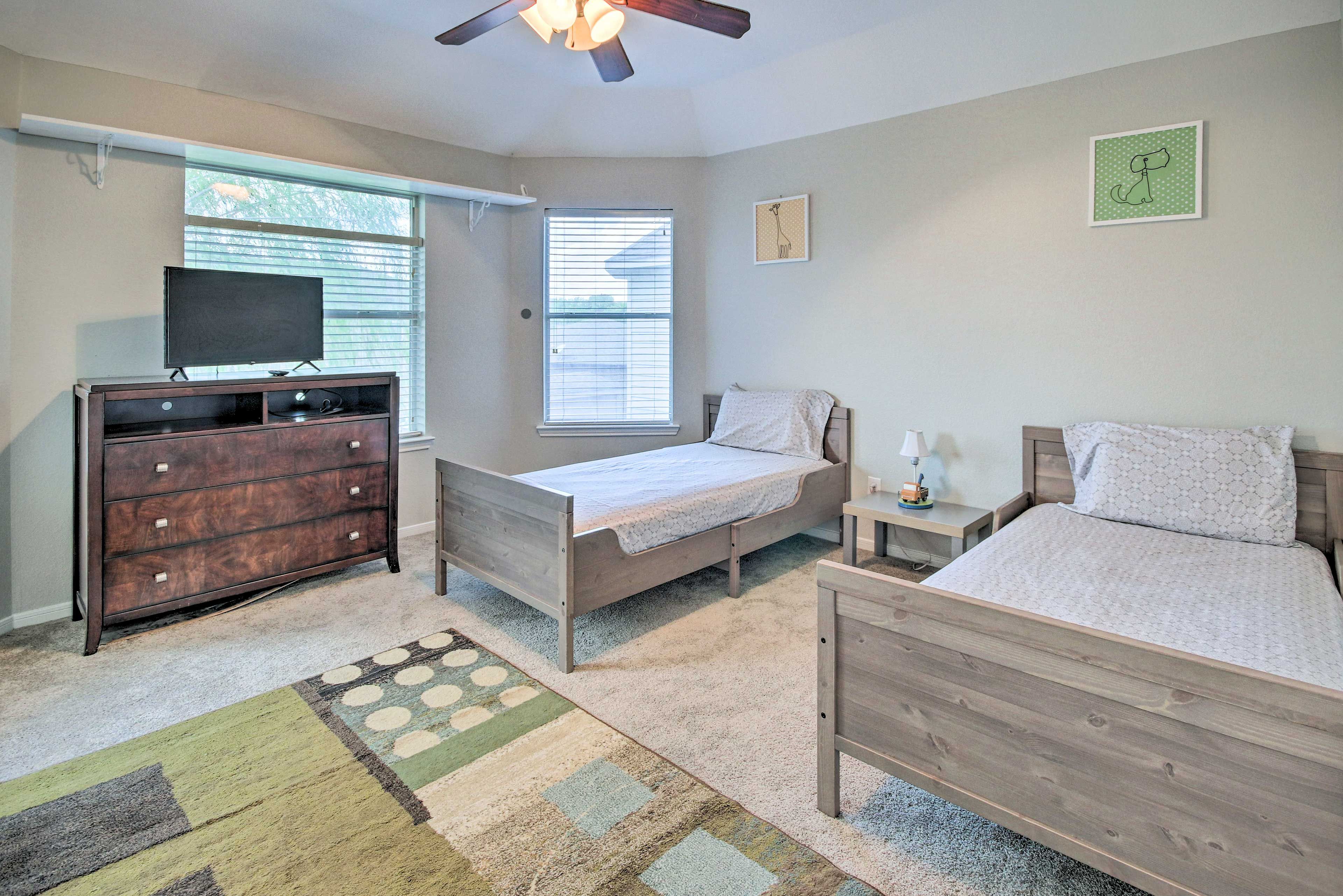 Bedroom 5 | 2nd Floor | 2 Twin Beds