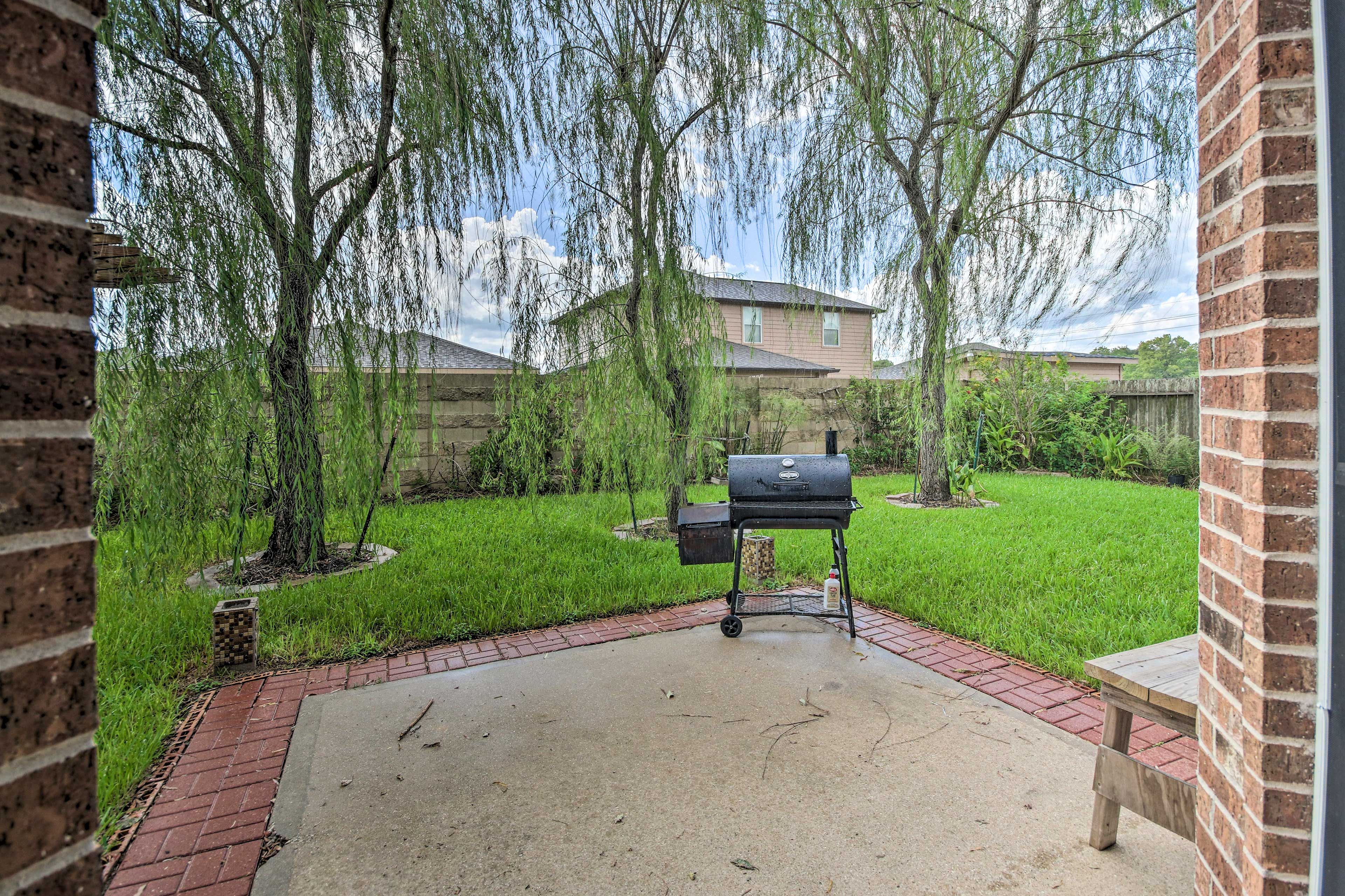 Backyard | Patio | Charcoal Grill