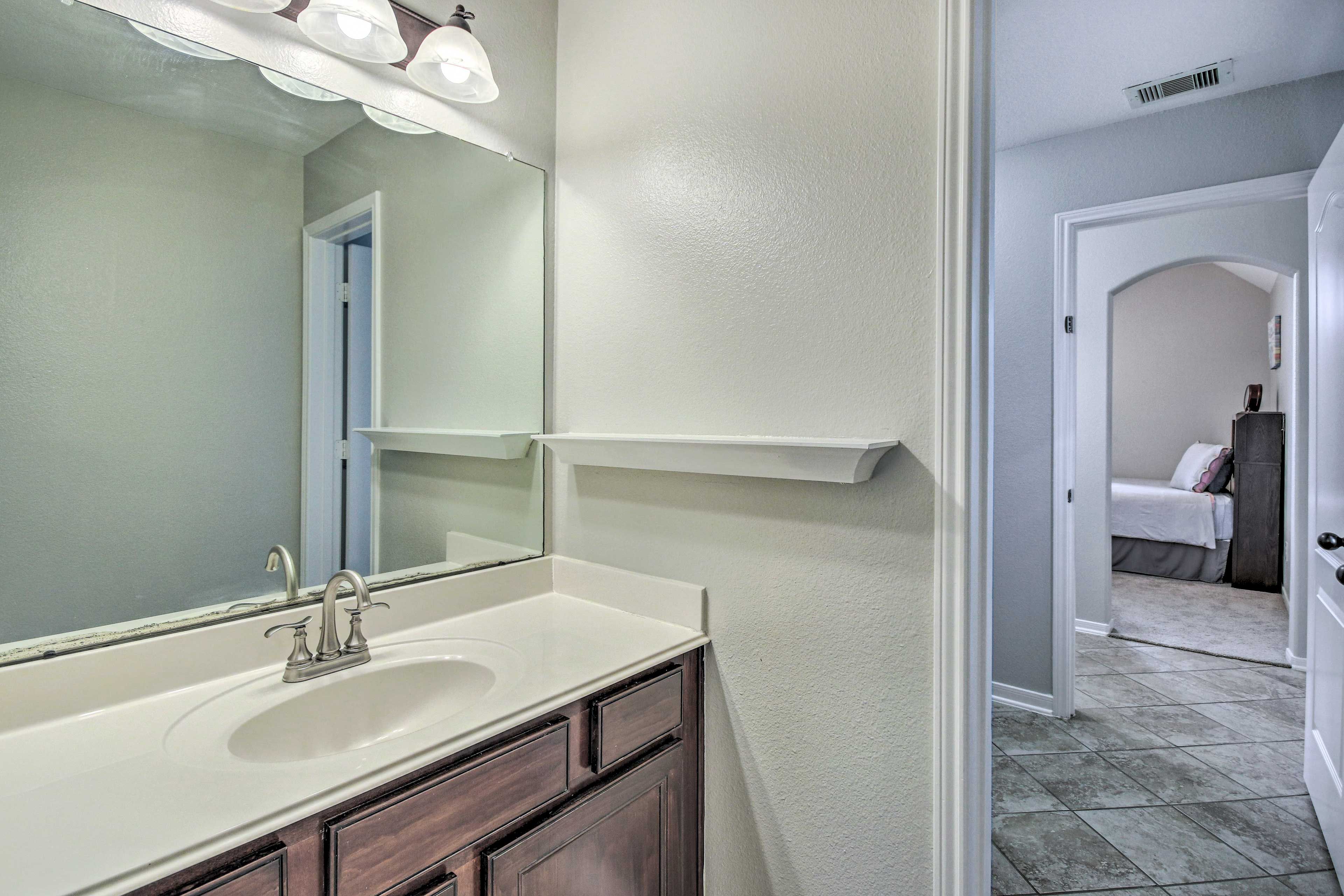 Jack-and-Jill Bathroom | 2nd Floor | Hair Dryer