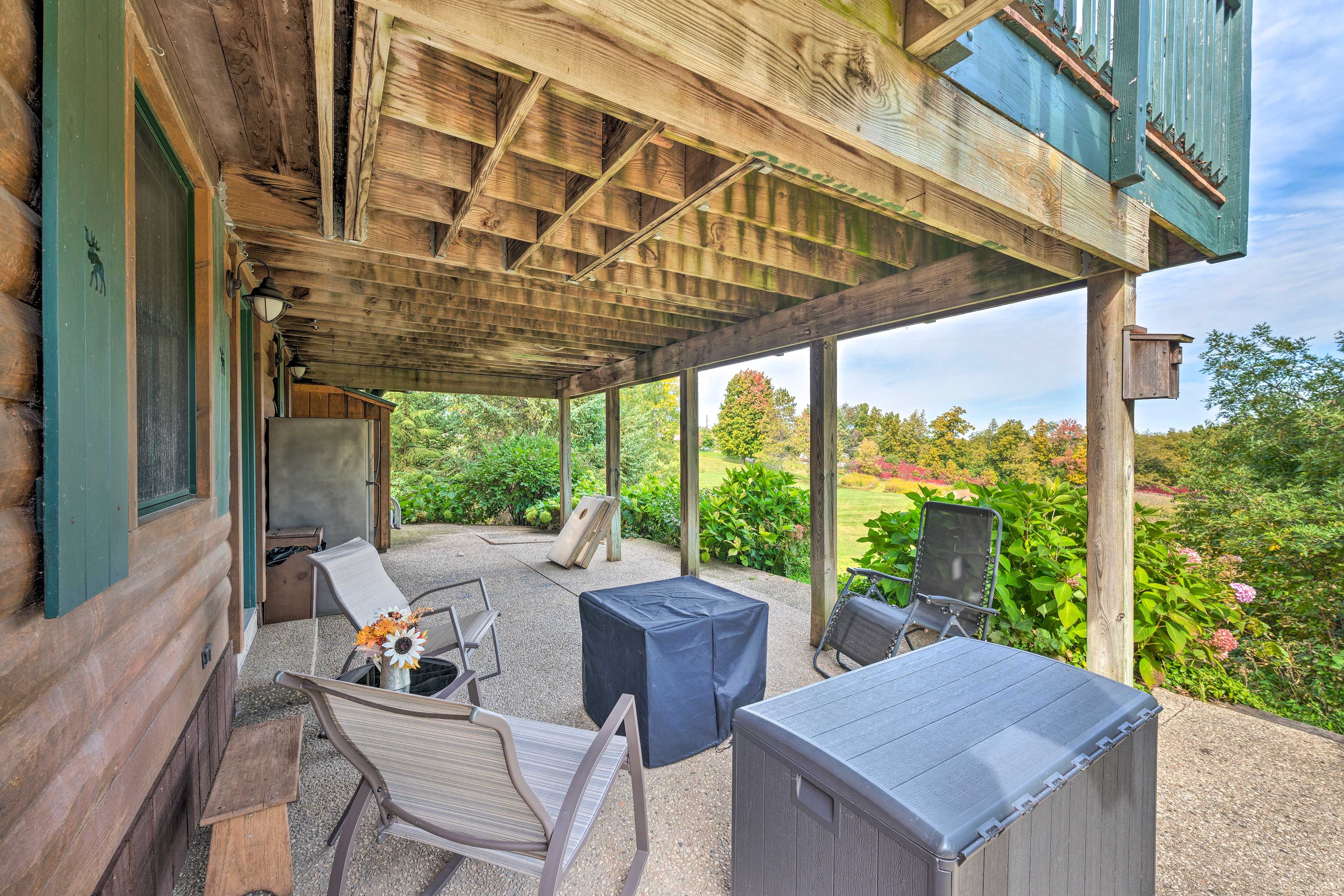 Covered Patio | Yard Games