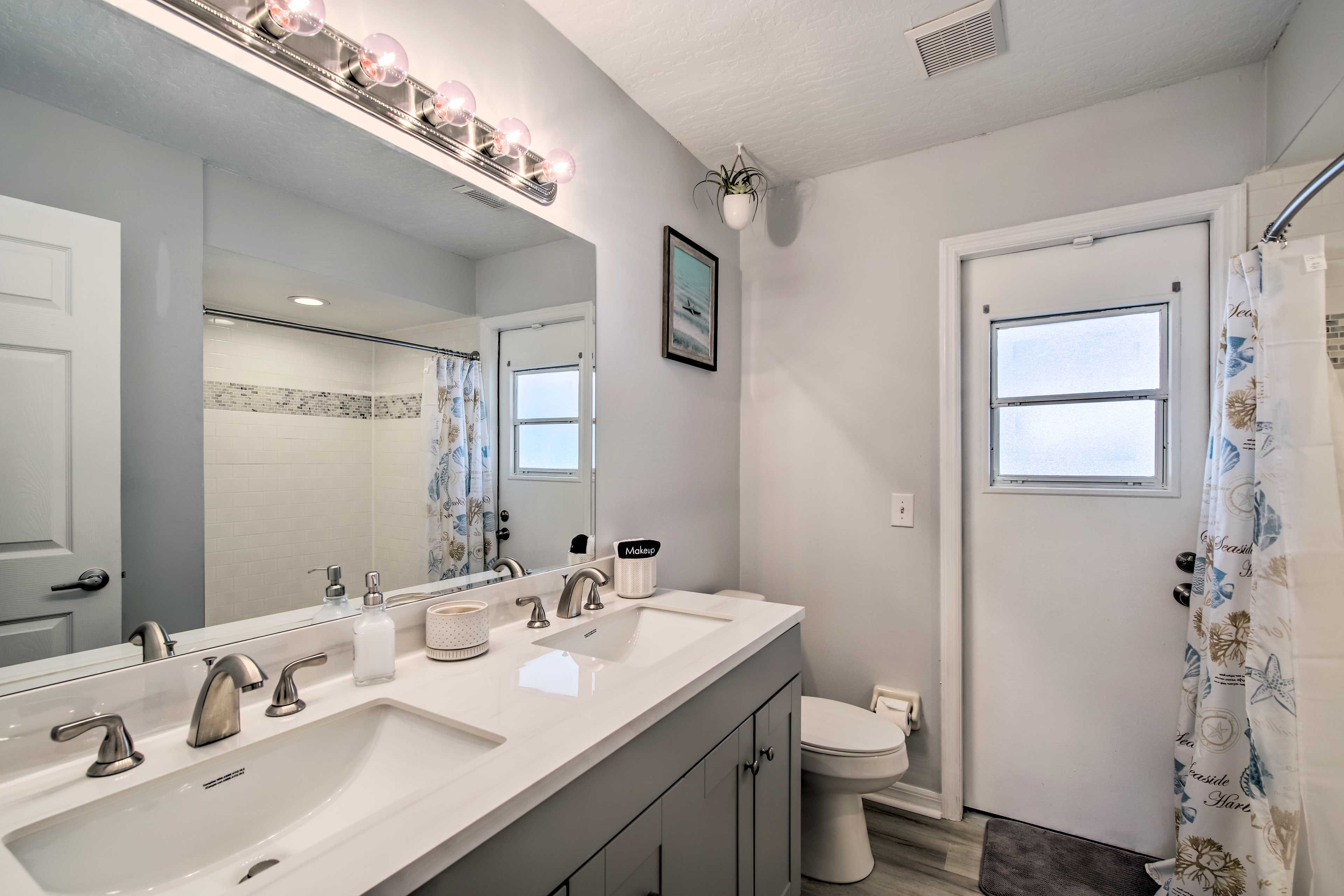 Full Bathroom
