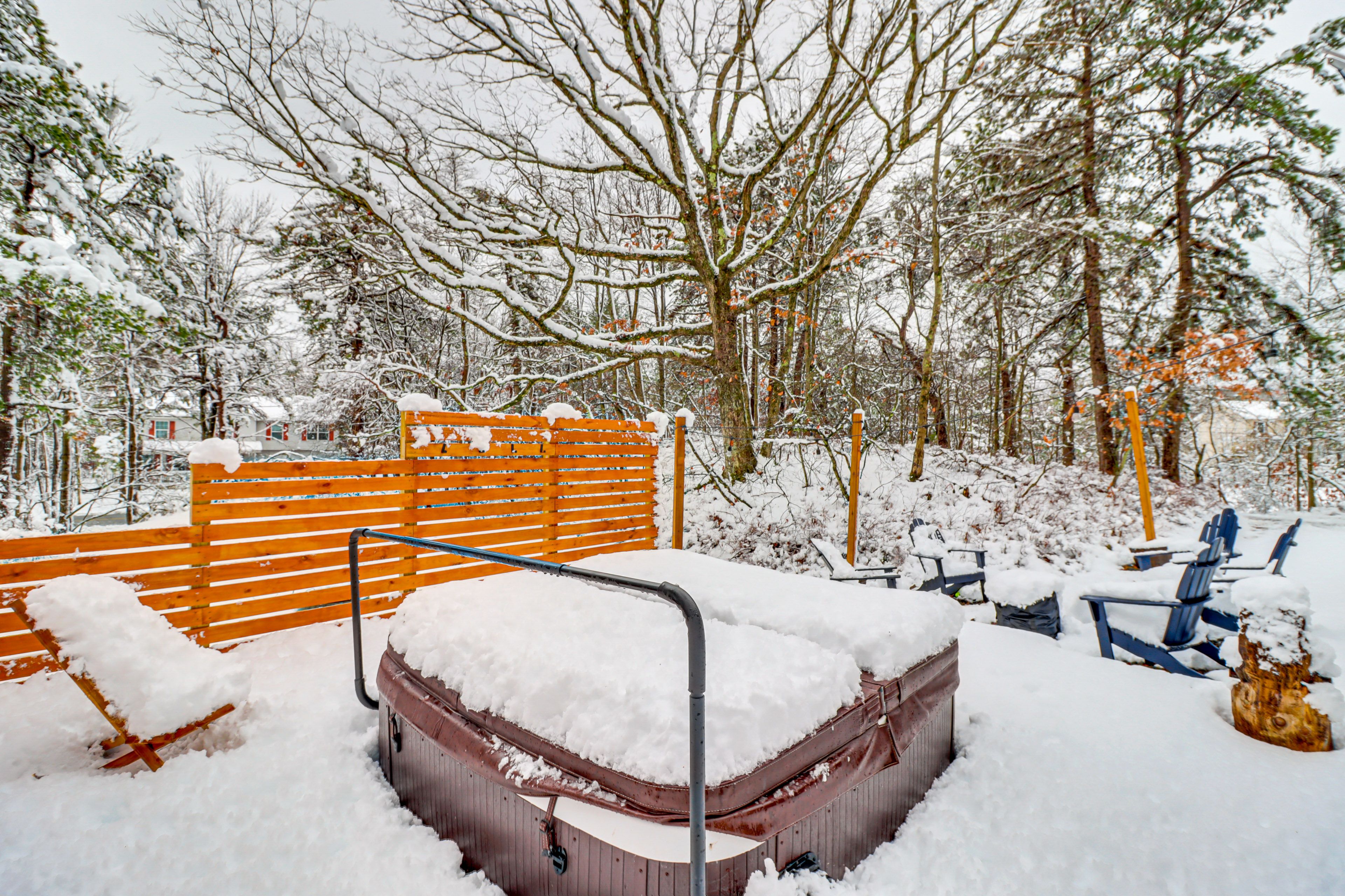 Deck | Private Hot Tub | Winter Exterior