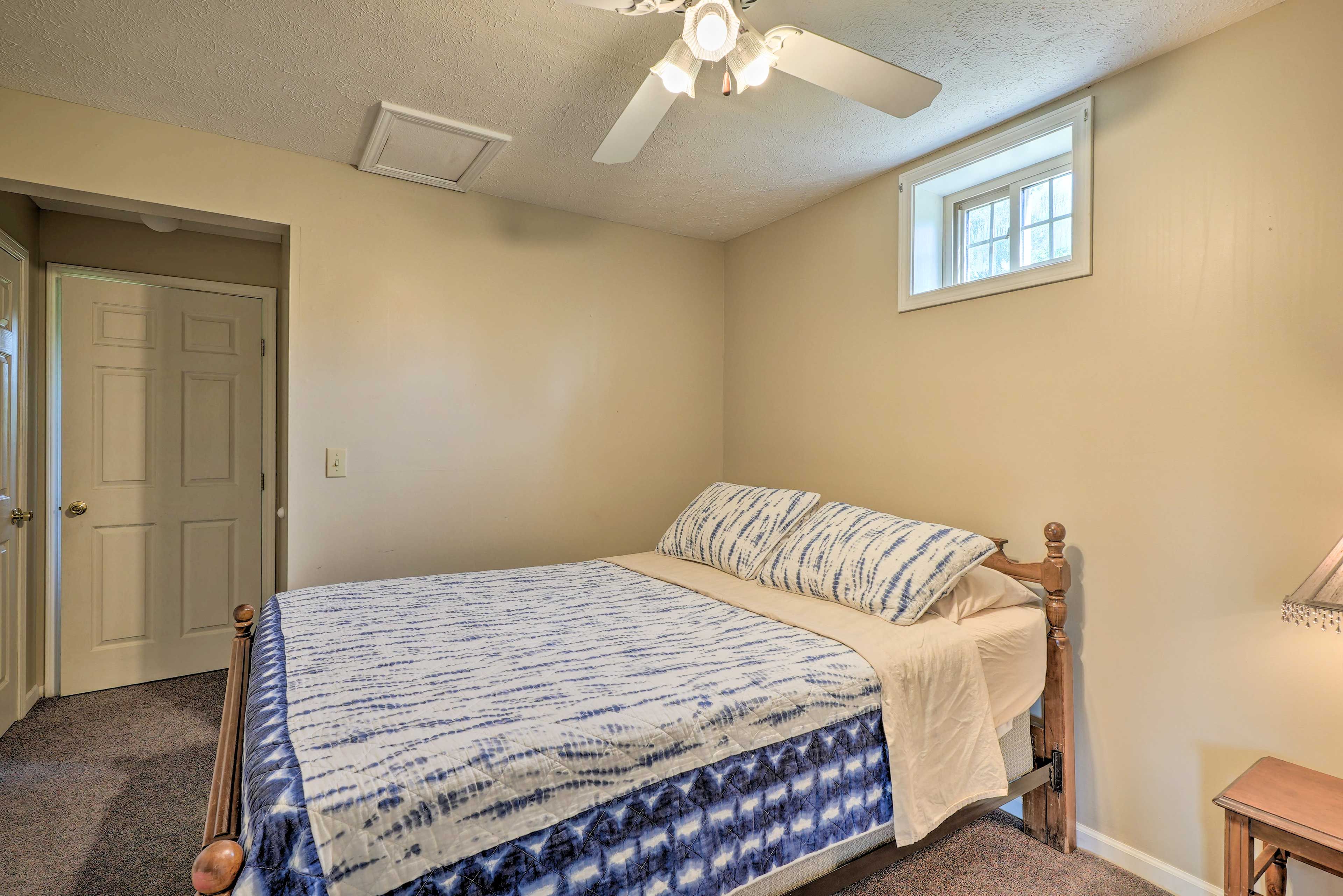 Bedroom 4 | Queen Bed | Lower Level