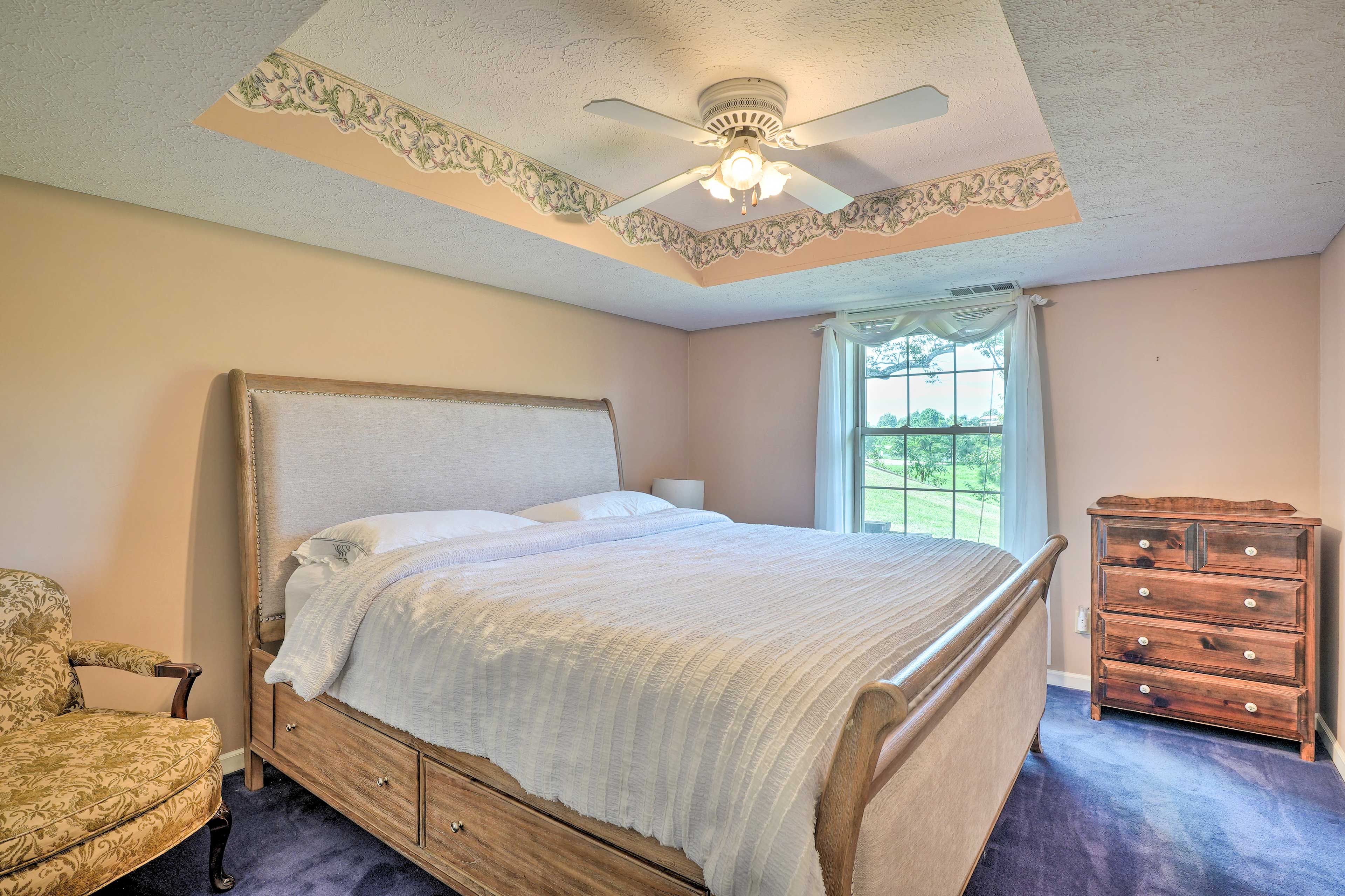 Bedroom 2 | King Bed | Lower Level | Stairs Required
