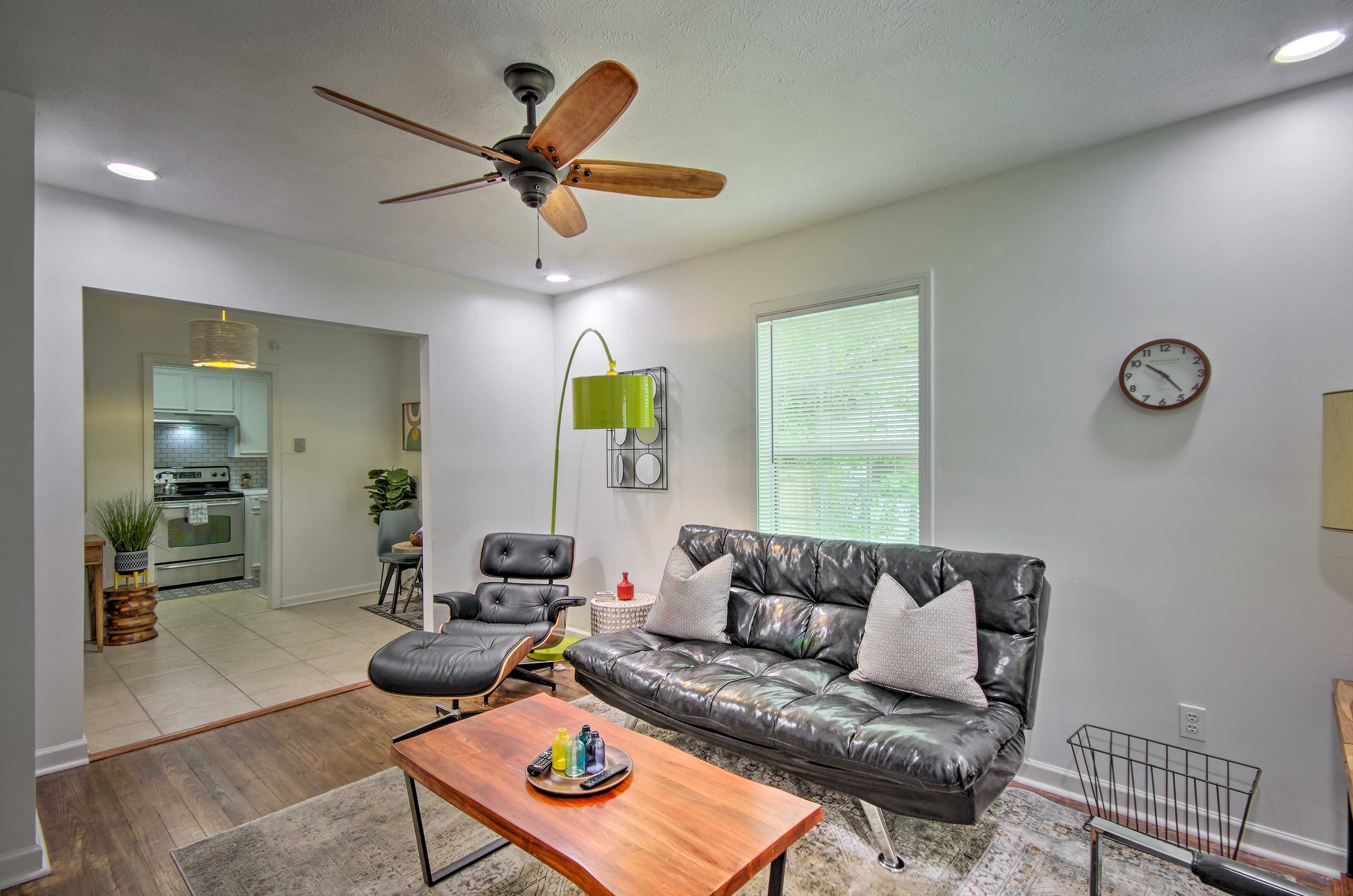 Living Room | Futon | Central Air Conditioning & Heating