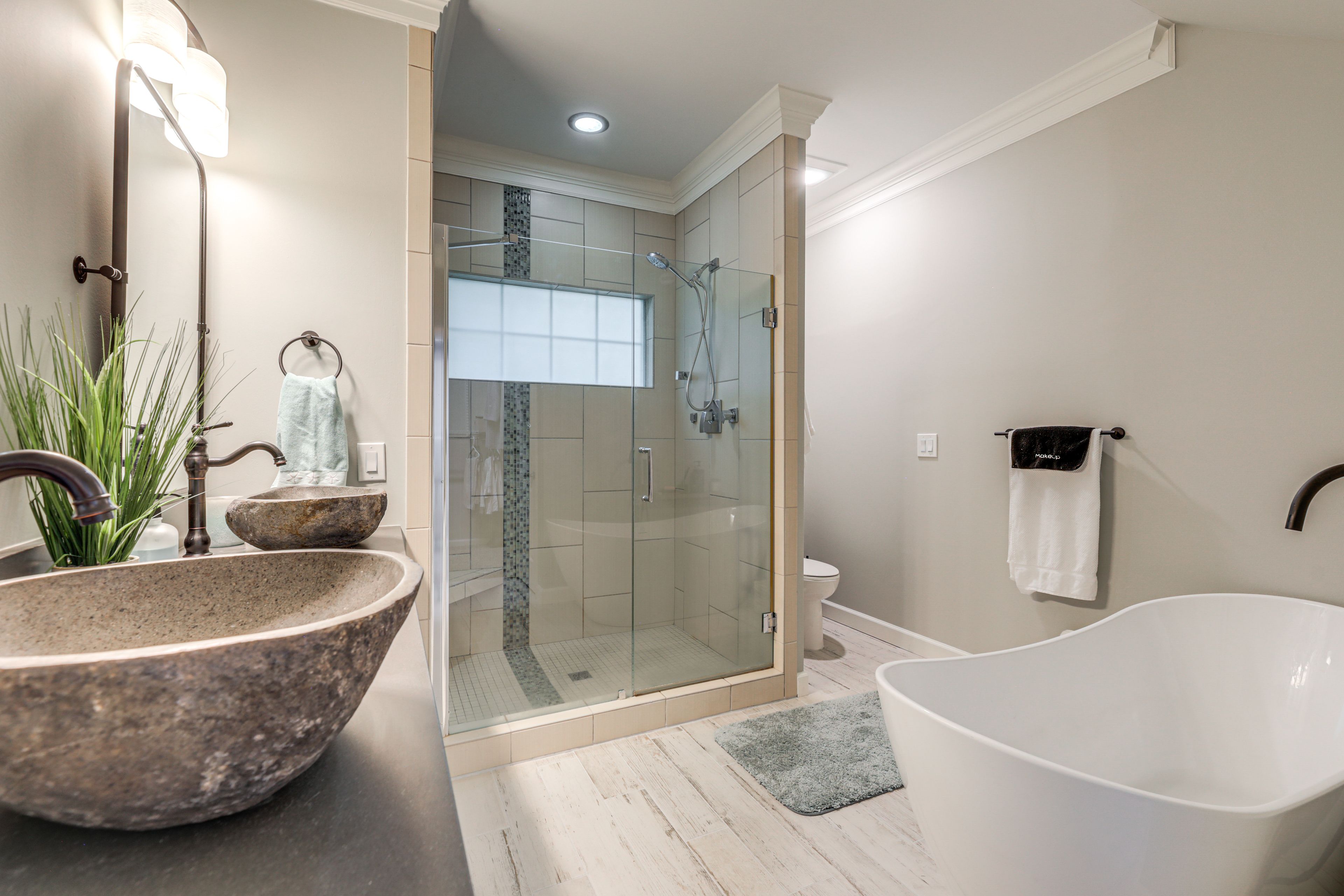 En-Suite Bathroom | Lower Level