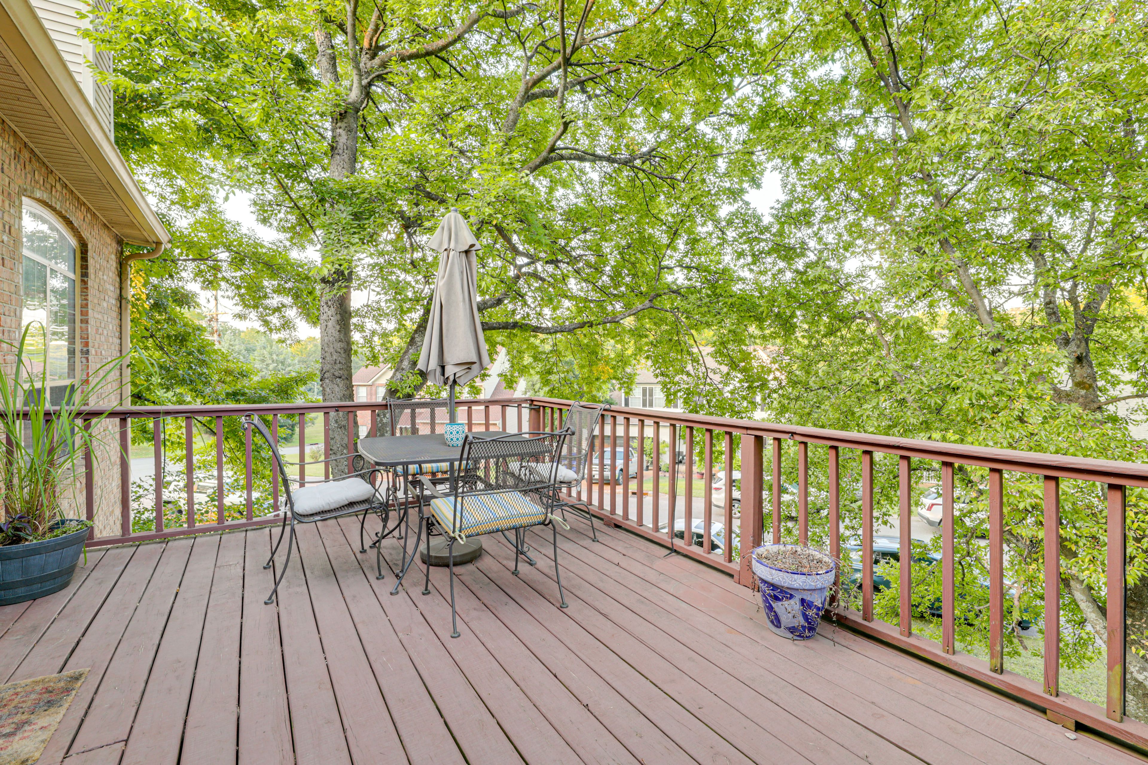 Deck | Gas Grill | Patio Heater | Dining Area