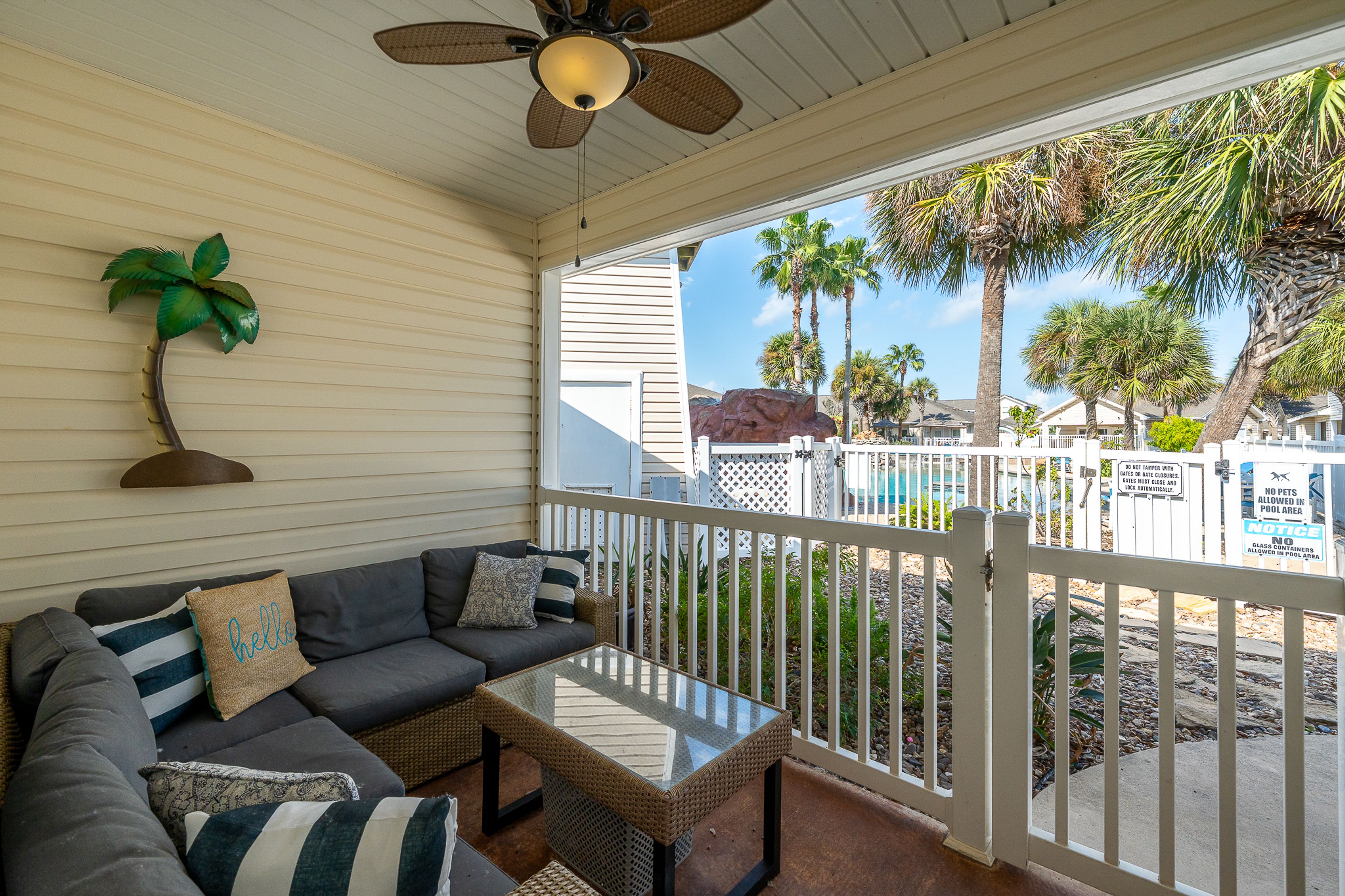 Corpus Christi Vacation Rental | 1BR | 1BA | 720 Sq Ft | Step-Free Access