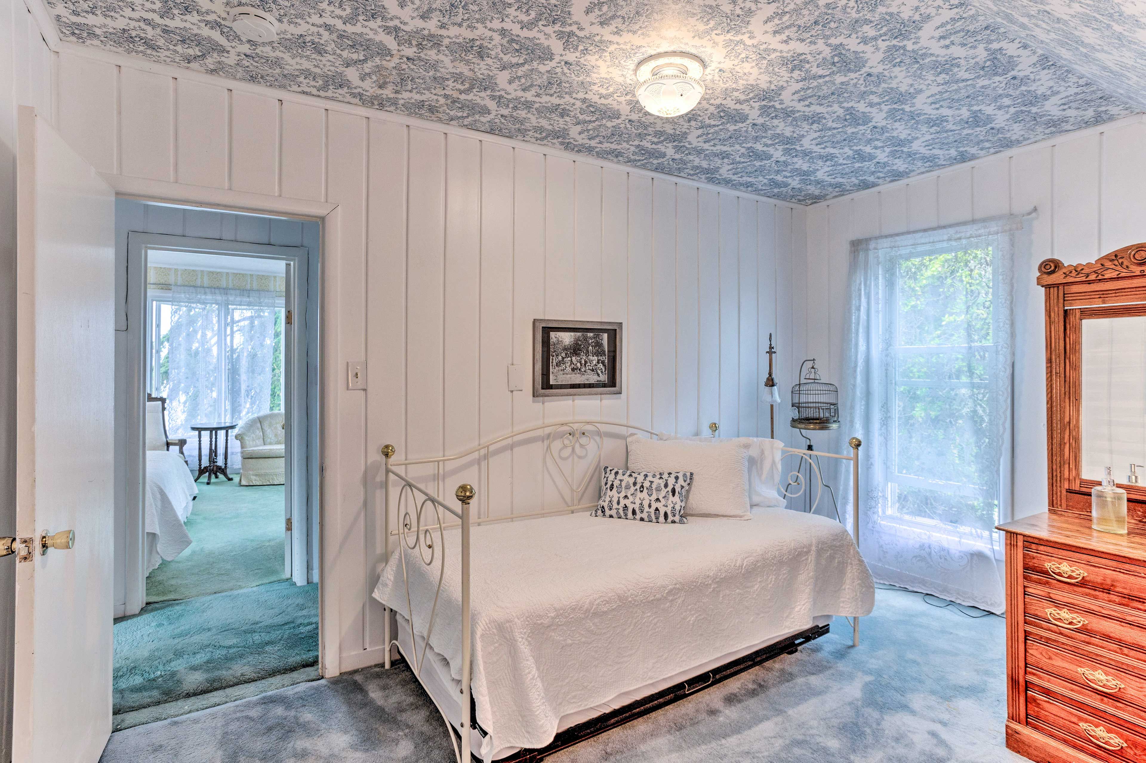 Bedroom 5 | Twin Bed w/ Twin Trundle | 2nd Floor