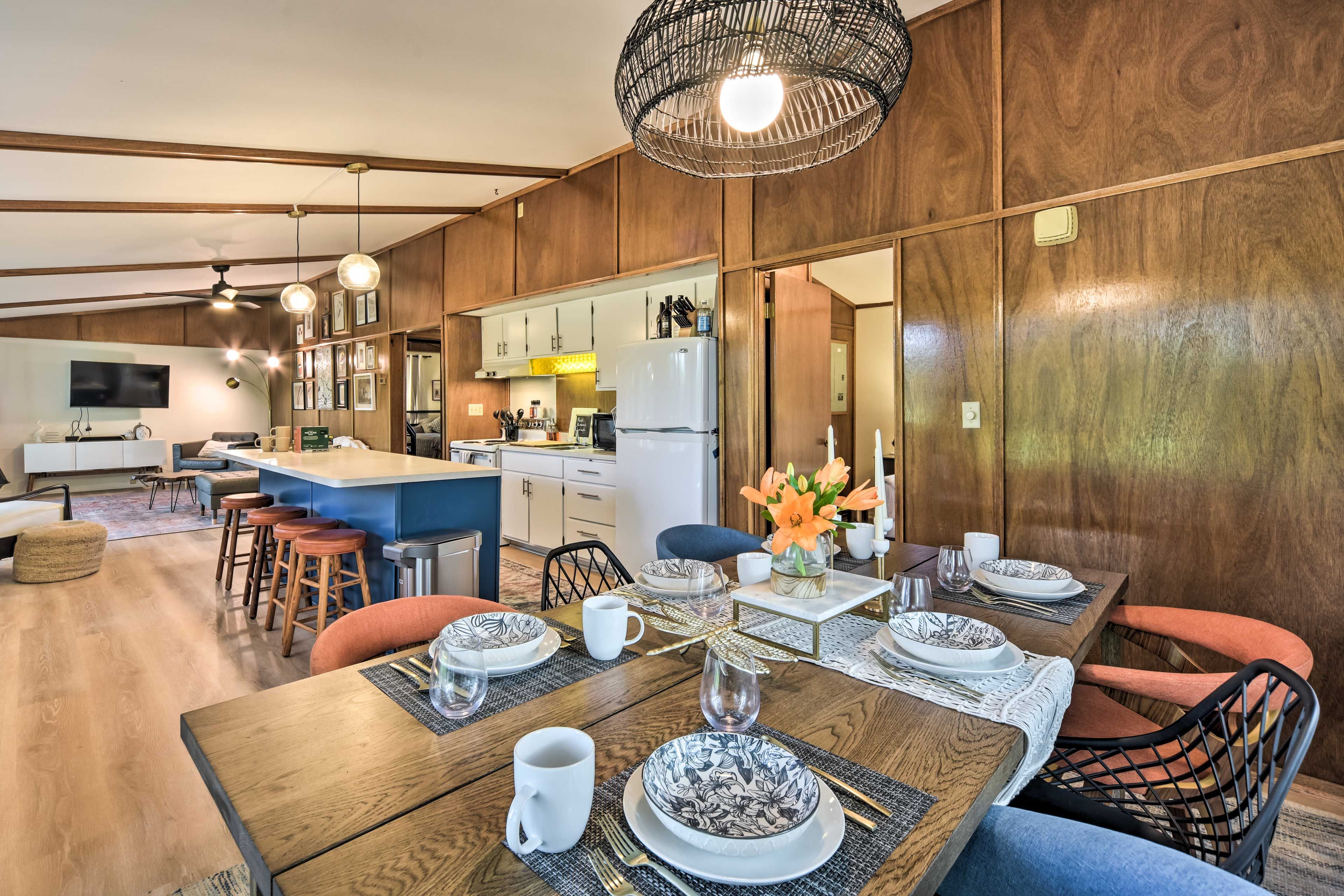 Dining Area | Dishware & Flatware