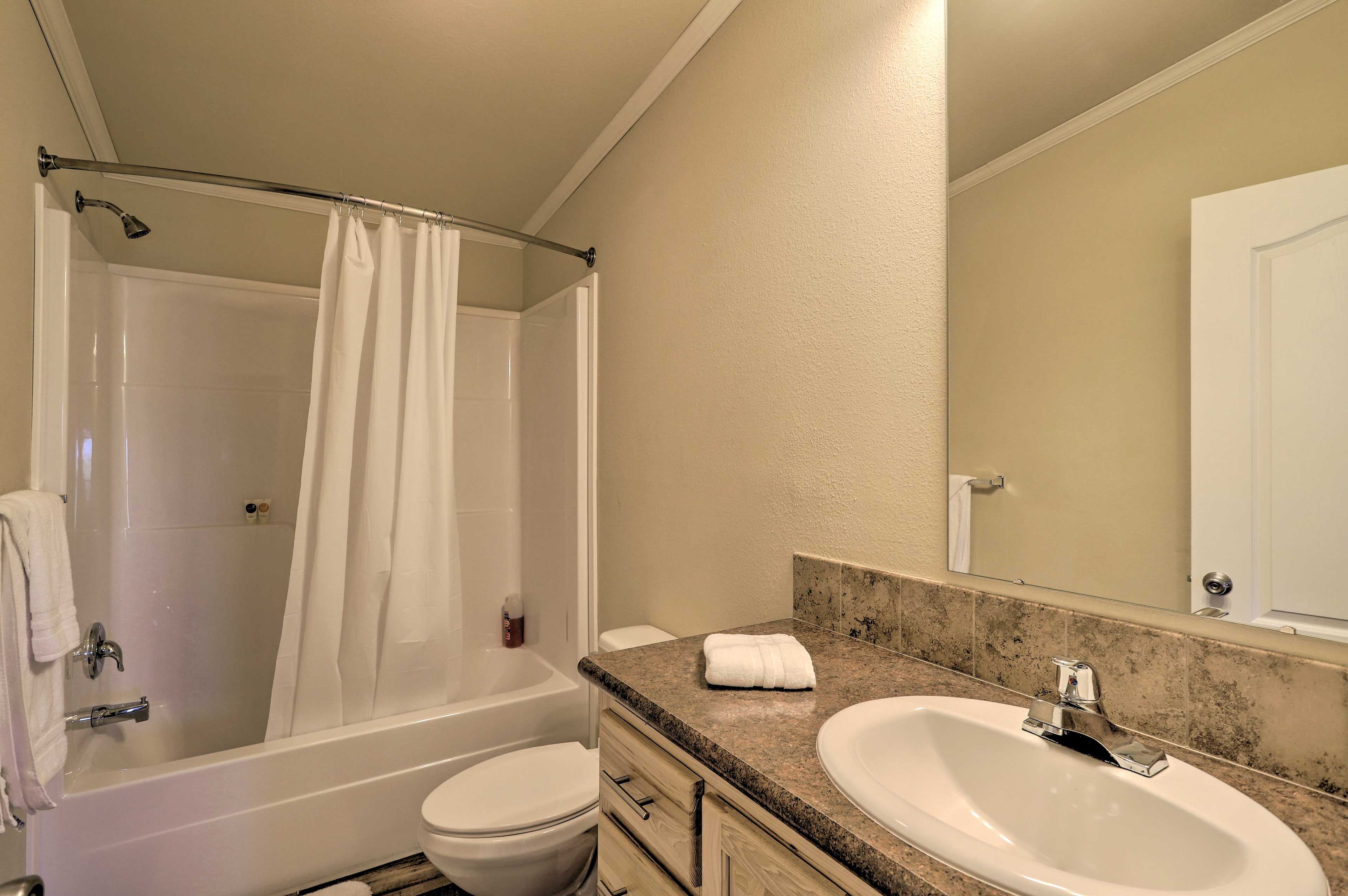 Bathroom | Towels Provided