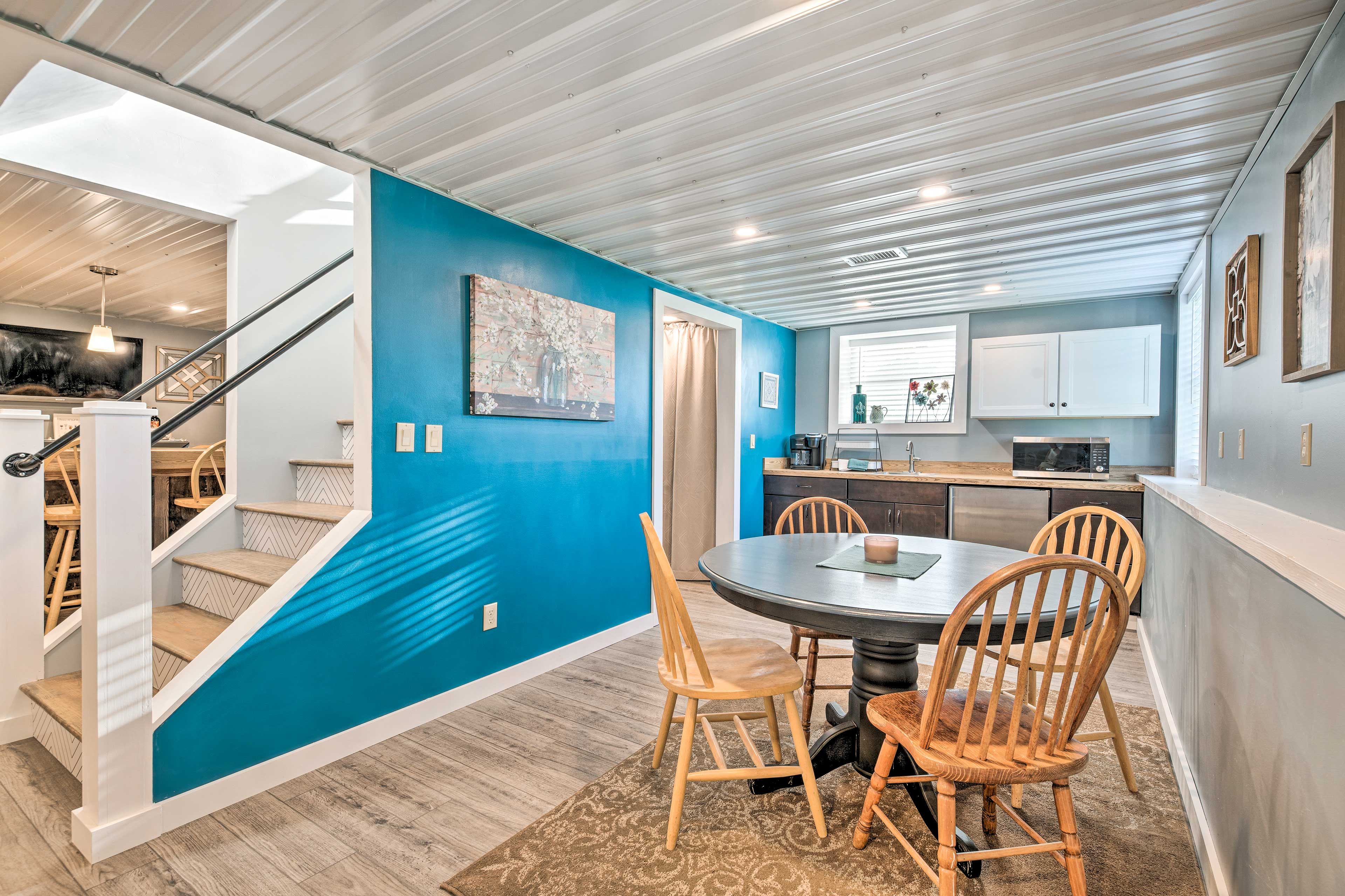 Kitchenette | Lower Level